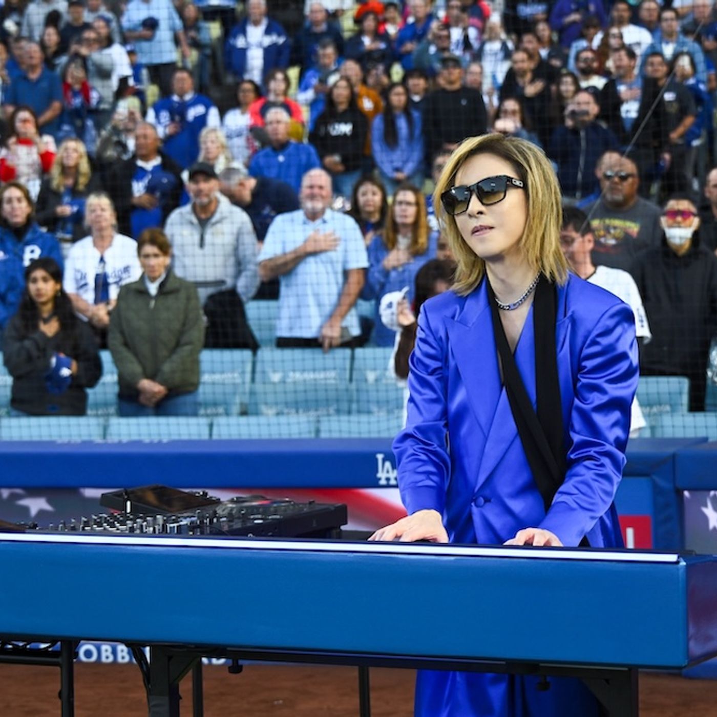YOSHIKI、2年ぶりのドジャー・スタジアムでピアノ×DJ×ボーカリストでアメリカ国歌披露「またこういう機会をいただけて光栄に思います」 episode artwork