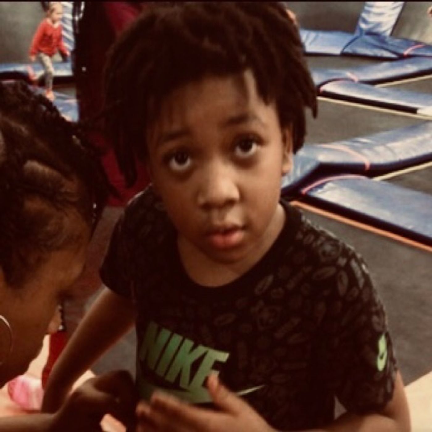 Episode 1 - Glowing Cotton Candy Maker