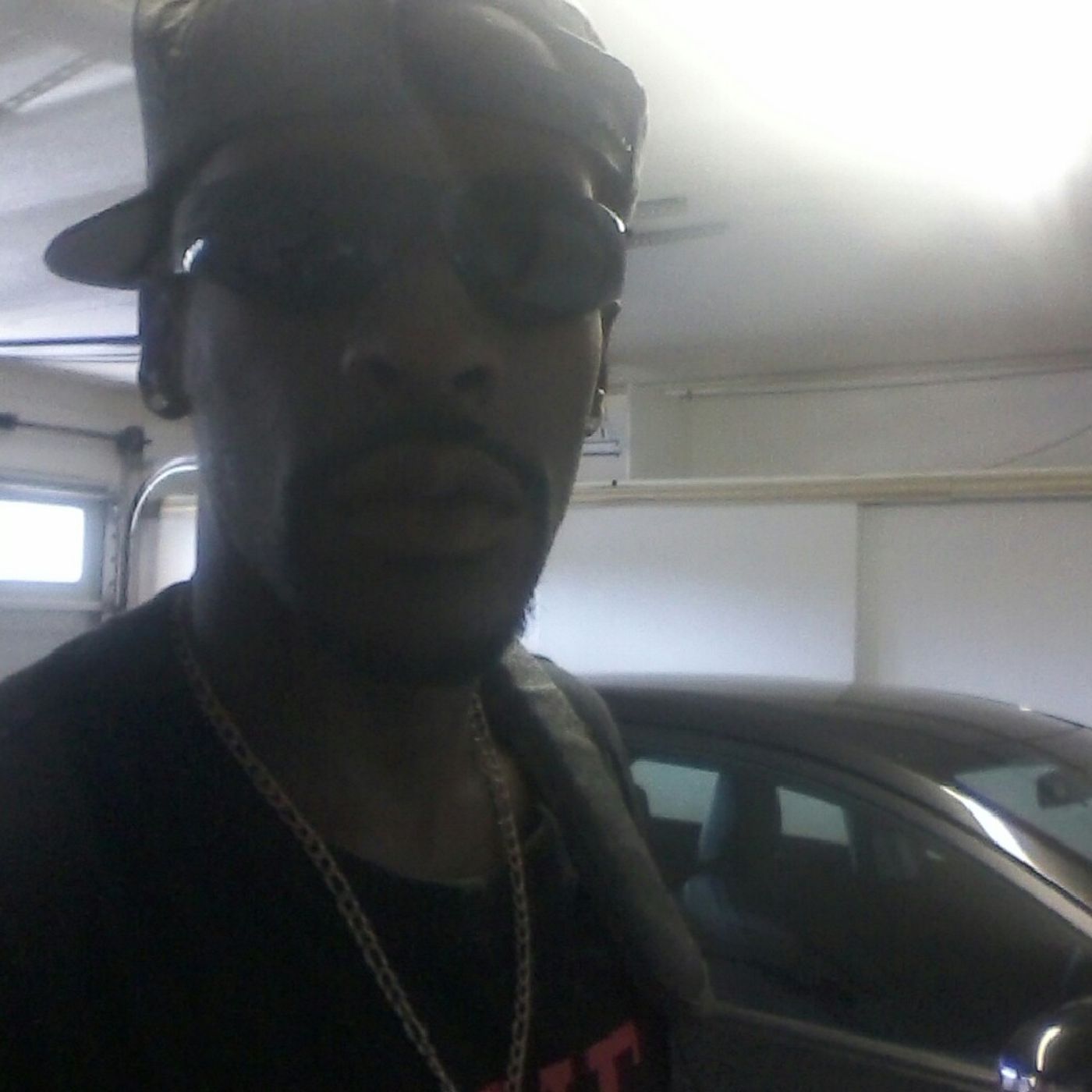Photo Shoot By Motivation Peabody episode artwork