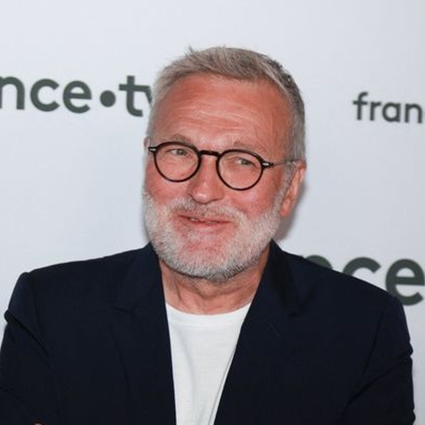 Laurent Ruquier revient en prime time avec "Hier, aujourd'hui, demain" episode artwork