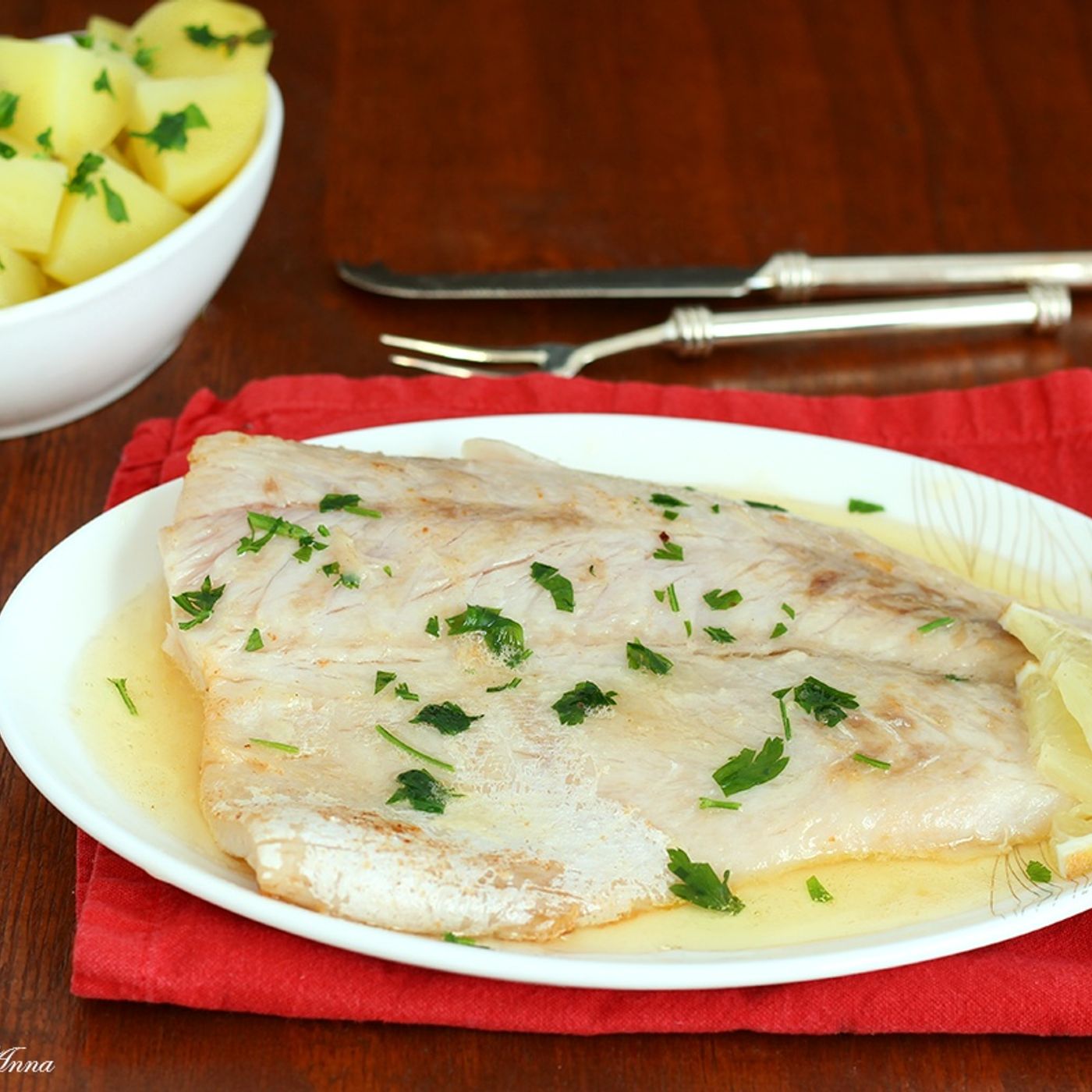 Filetti di persico alla mugnaia
