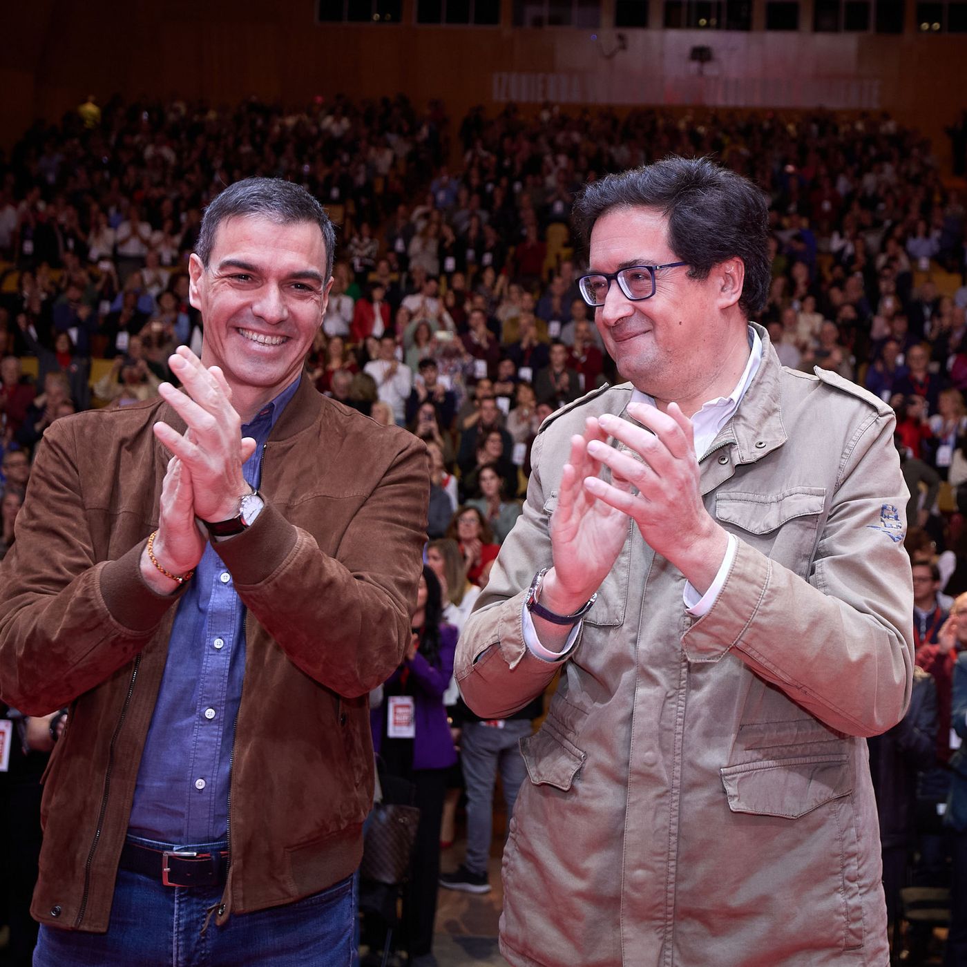 Prensa Económica: Regalo de Sánchez al PNV; traspasa la competencia para aumentar funcionarios en el País Vasco