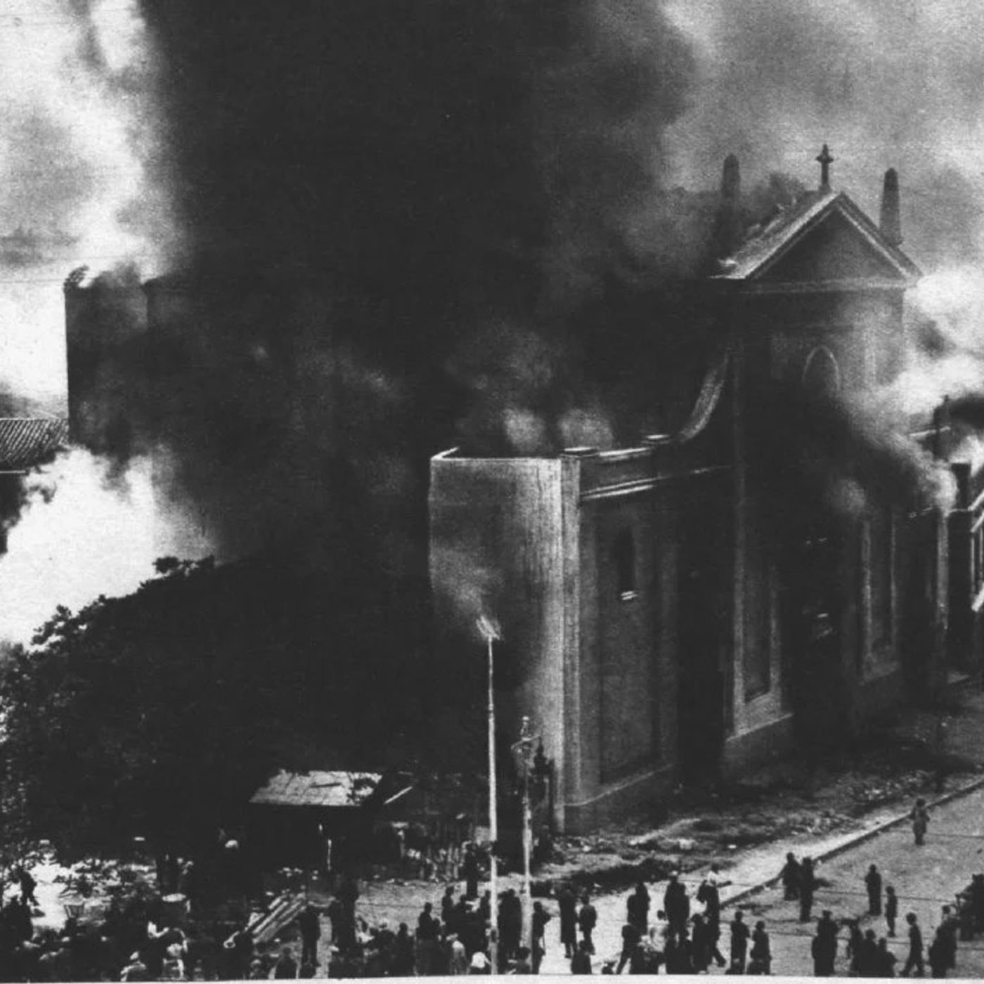 Historia Negra del Socialismo: La persecución a la Iglesia en la II República