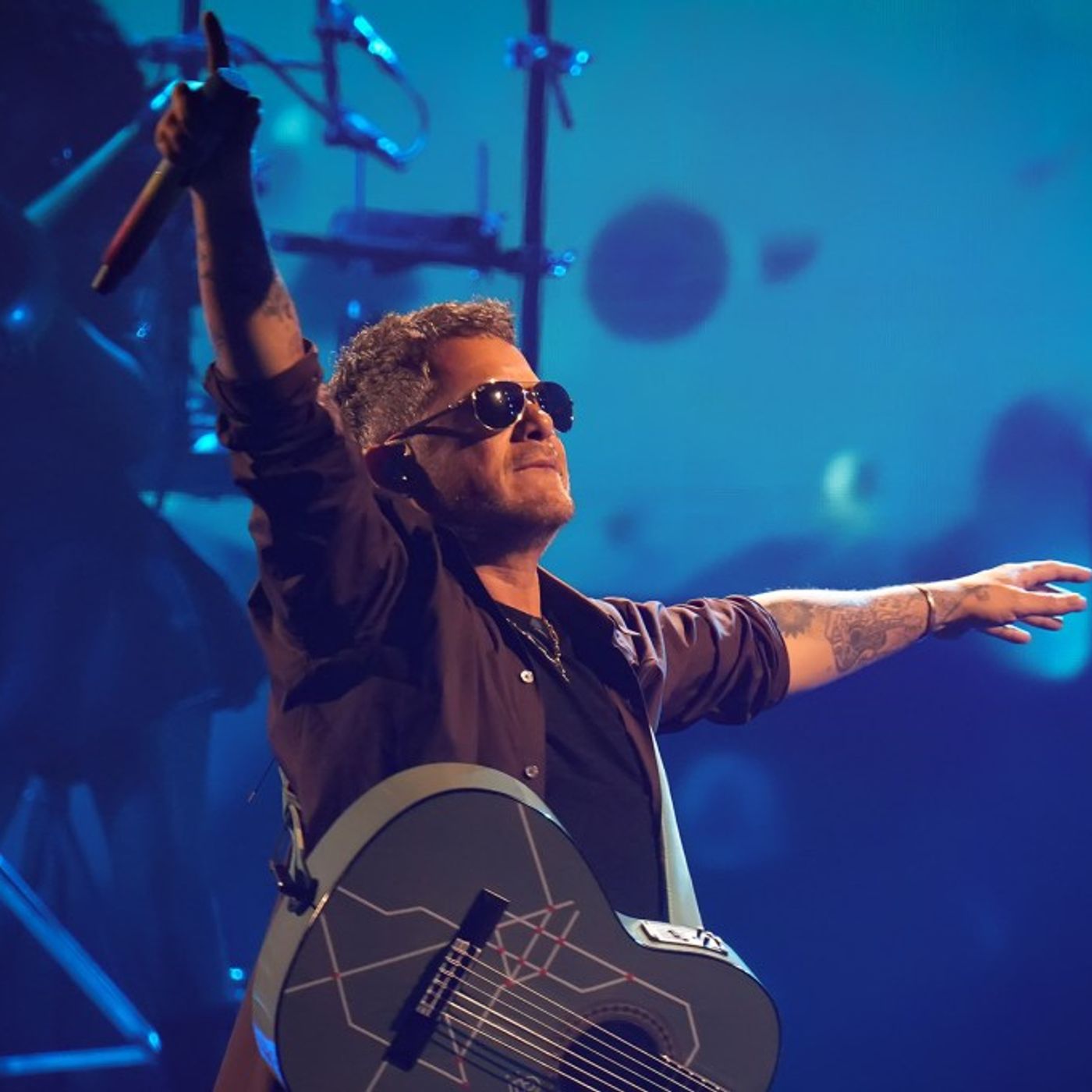 ‘The Shows Are Badass’: Alejandro Sanz Thrills in Mexico With the Kick-Off of His ‘¿Y Ahora Qué?’...