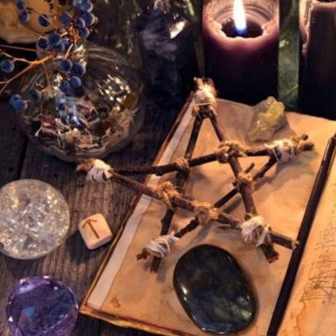 Esa BRUJA Le Ofreció La Vida De Mi Amigo Al Demonio - Historias De Terror - Voces De La Noche