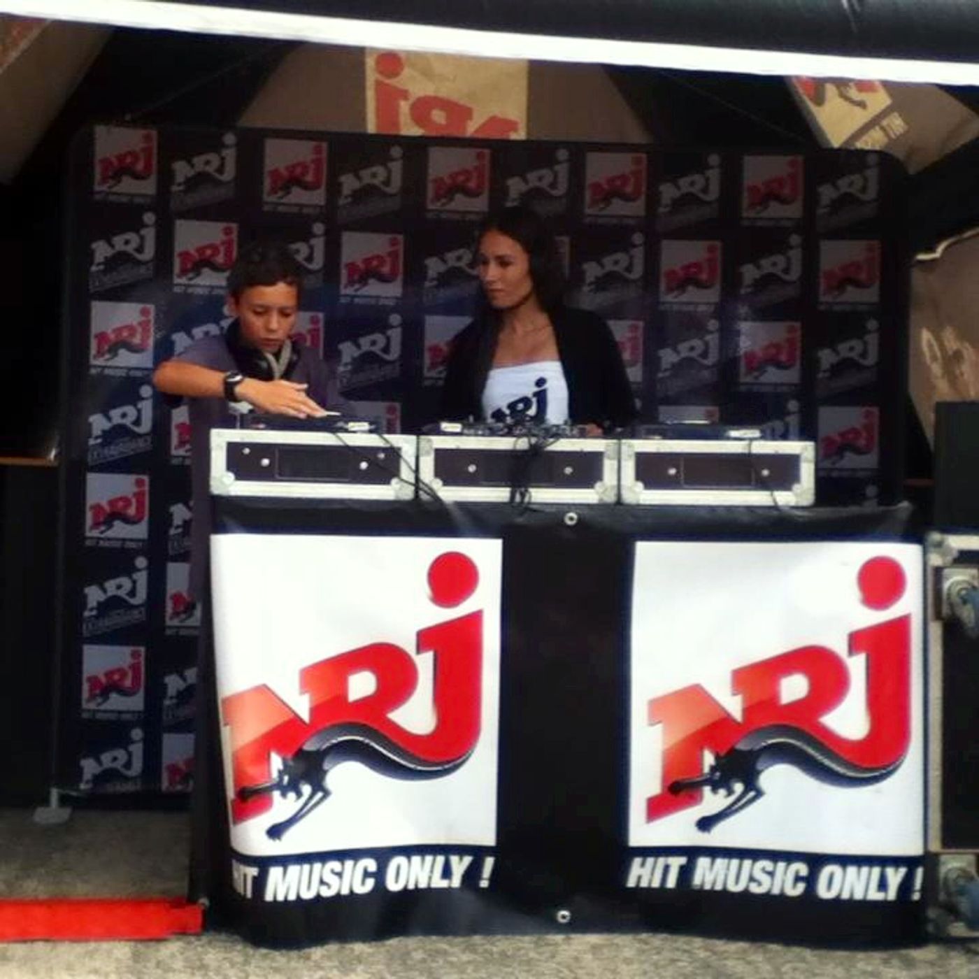 Loris radio