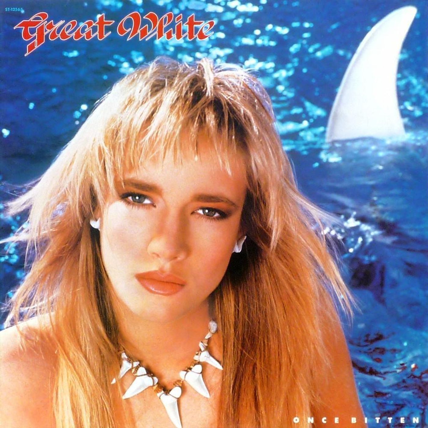 S4 Ep284: Mid-Week  Great White Once Bitten Review episode artwork