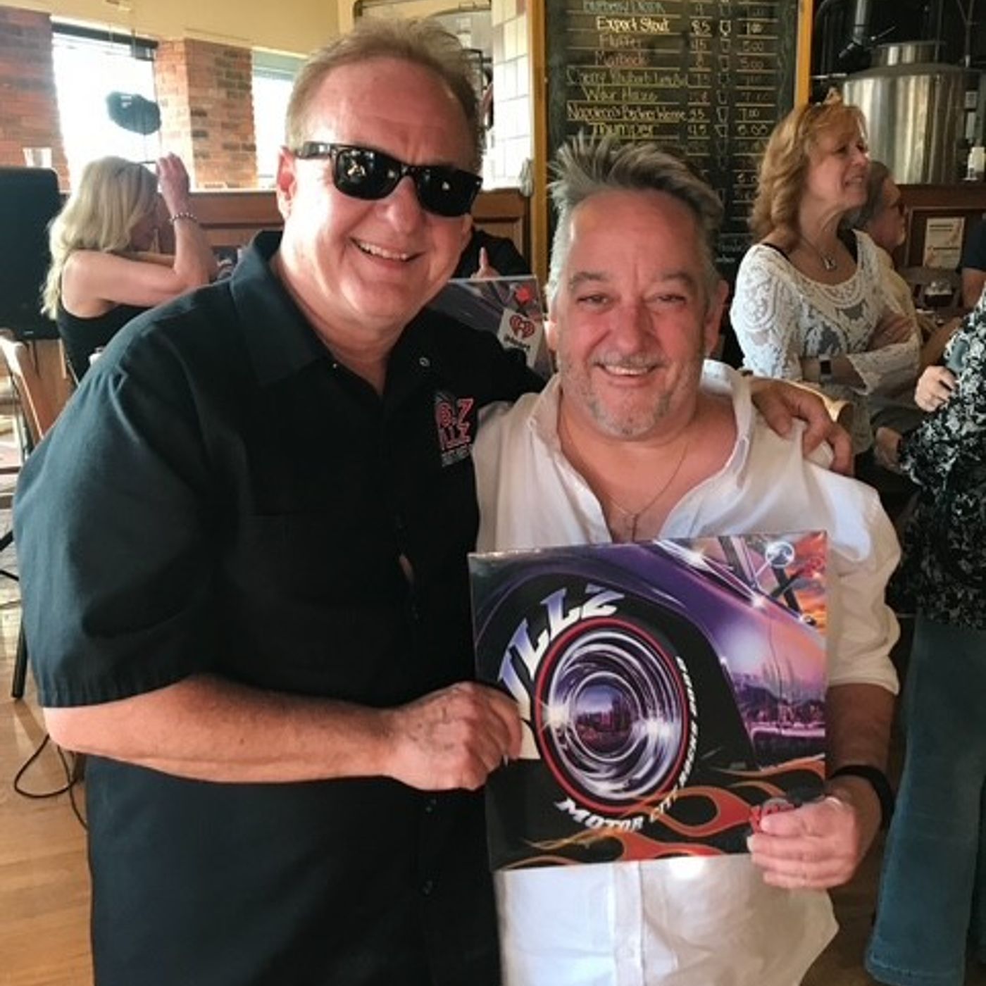 DOUG TALKS TO PAT SMILLIE about the New Recordings & Upcoming dates at Autorama ! episode artwork