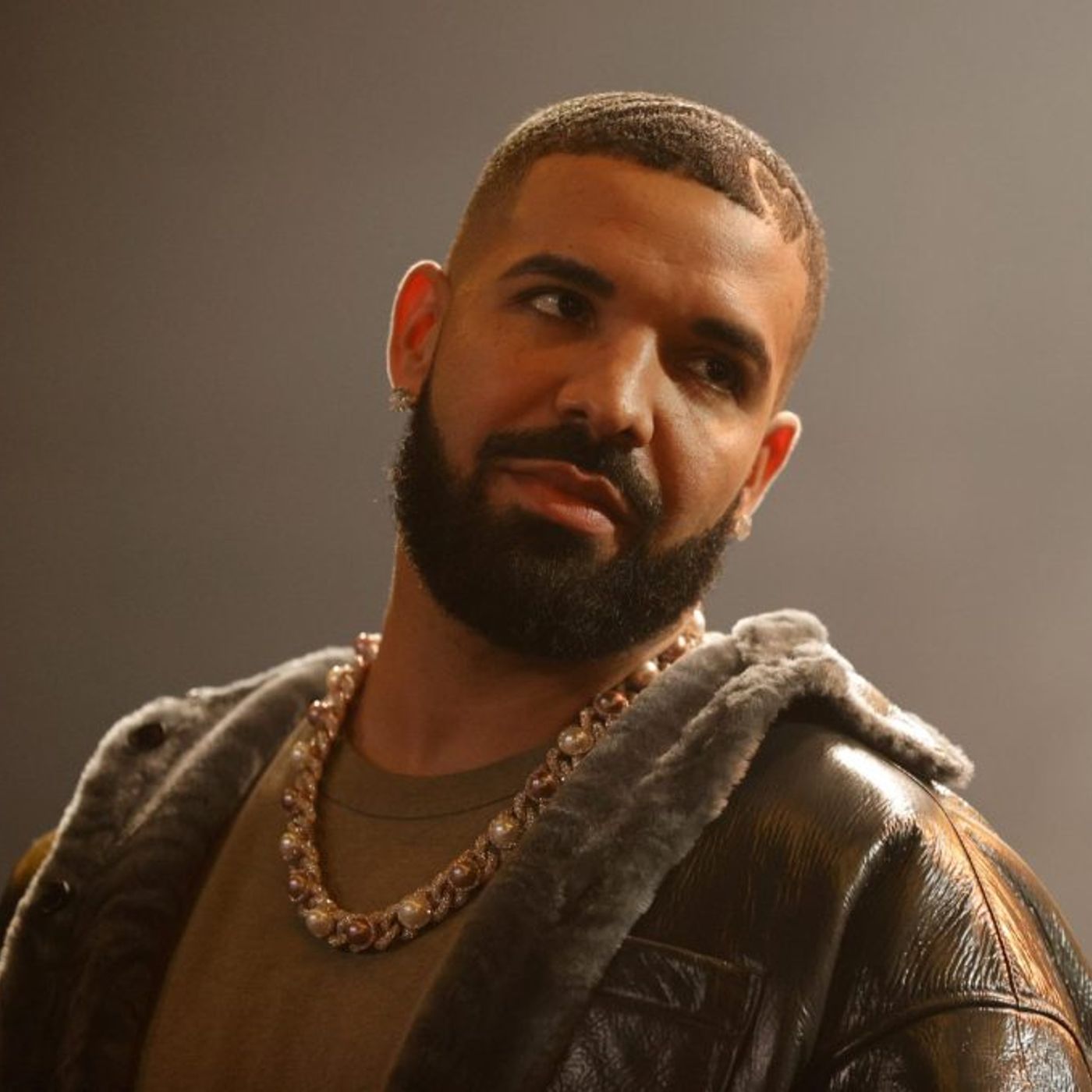 Drake Avoids Class Action Lawsuit Over Gambling Endorsements & Stream Bots – For Now