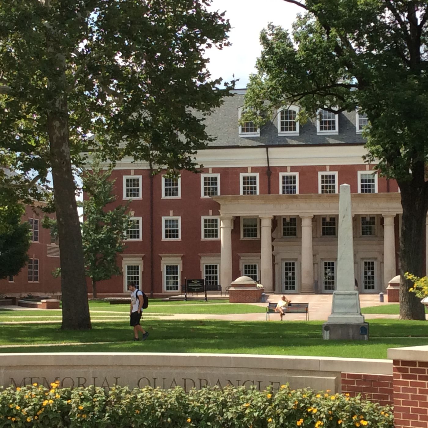 How Personal Statements for Colleges are Used for Admissions with Julio Mata from Miami University E1