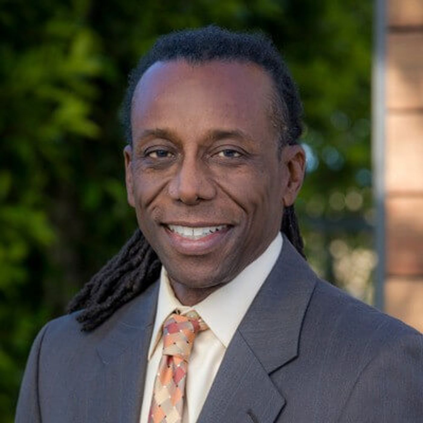 Unveiling the secrets behind successful brand-building strategies with Scott Cartwright - SG208