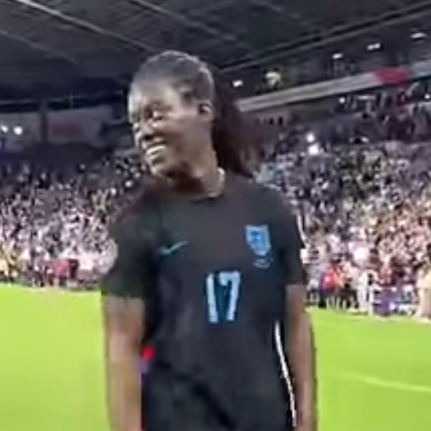 S74E28: Looks Like An ACL Injury Doesn't It - Trevor Gear In England's International Michelle Agyemang