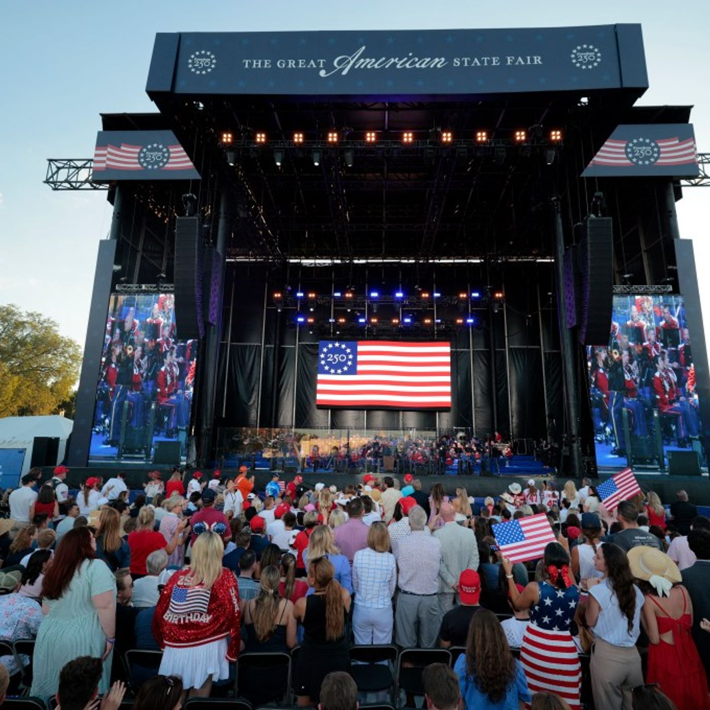Leonard Cohen Estate Decries Use of ‘Hallelujah’ at Donald Trump’s ‘Great American State Fair’ Rally — But It Happened Anyway episode artwork