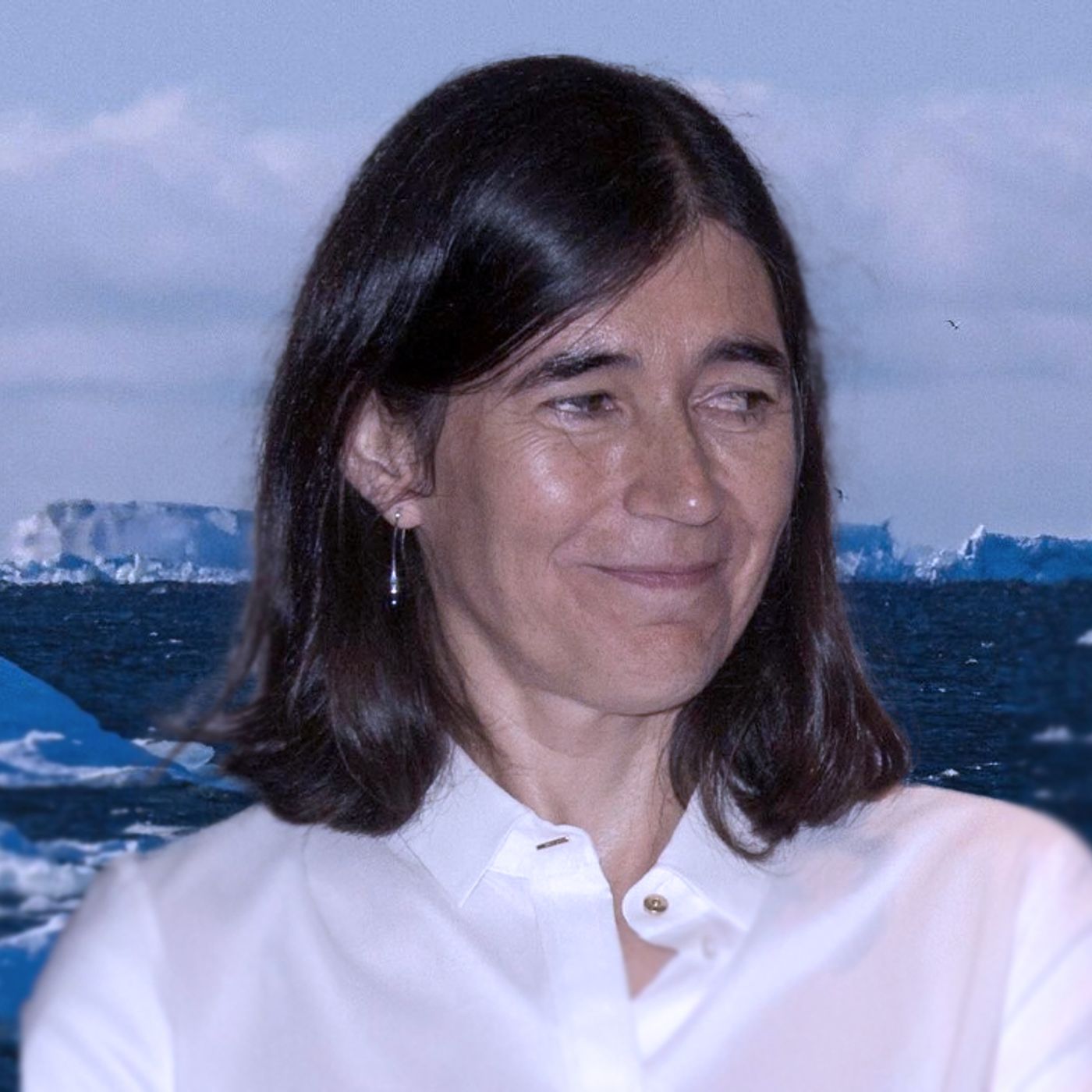 Prensa económica: Del Ártico a Mozambique, los viajes en los que la exdirectora del CNIO