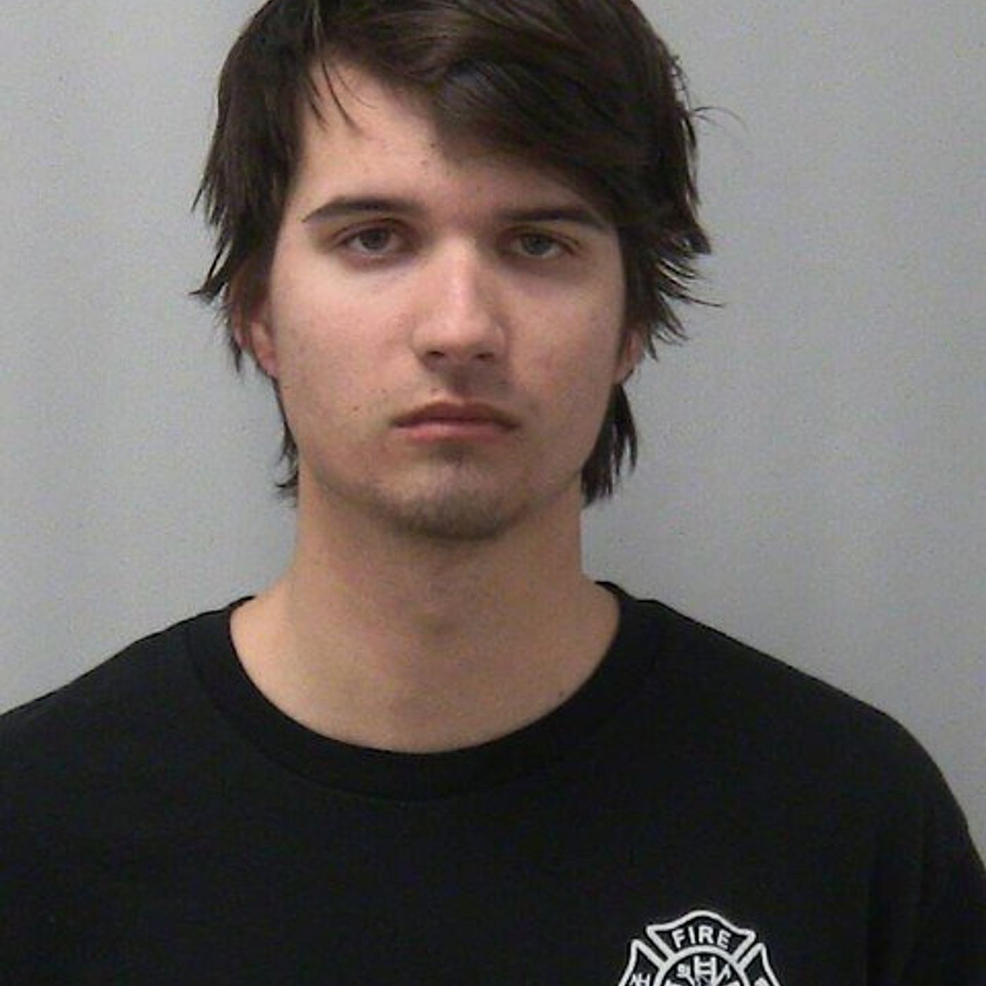 Firefighter pleads not guilty to setting Lee County fire that scorched 700 acres episode artwork