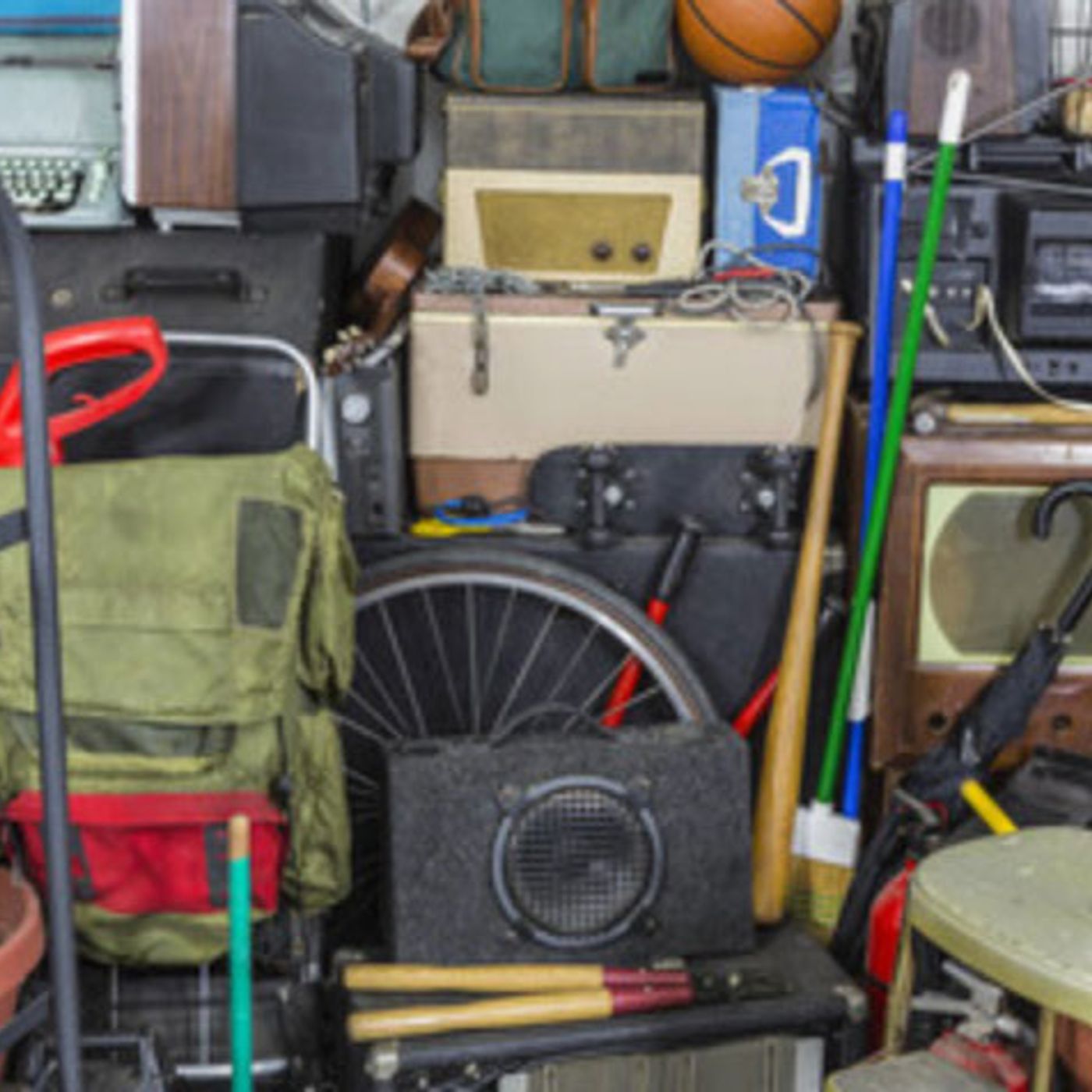 cover of episode 🎤 PODCAST • Hoarding ~ My mom is a black belt at hoarding crap.