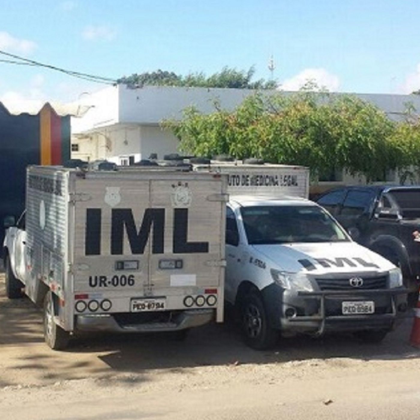 Polícia investiga assassinato e tentativa de homicídio no Residencial Vivendas II, Petrolina, PE