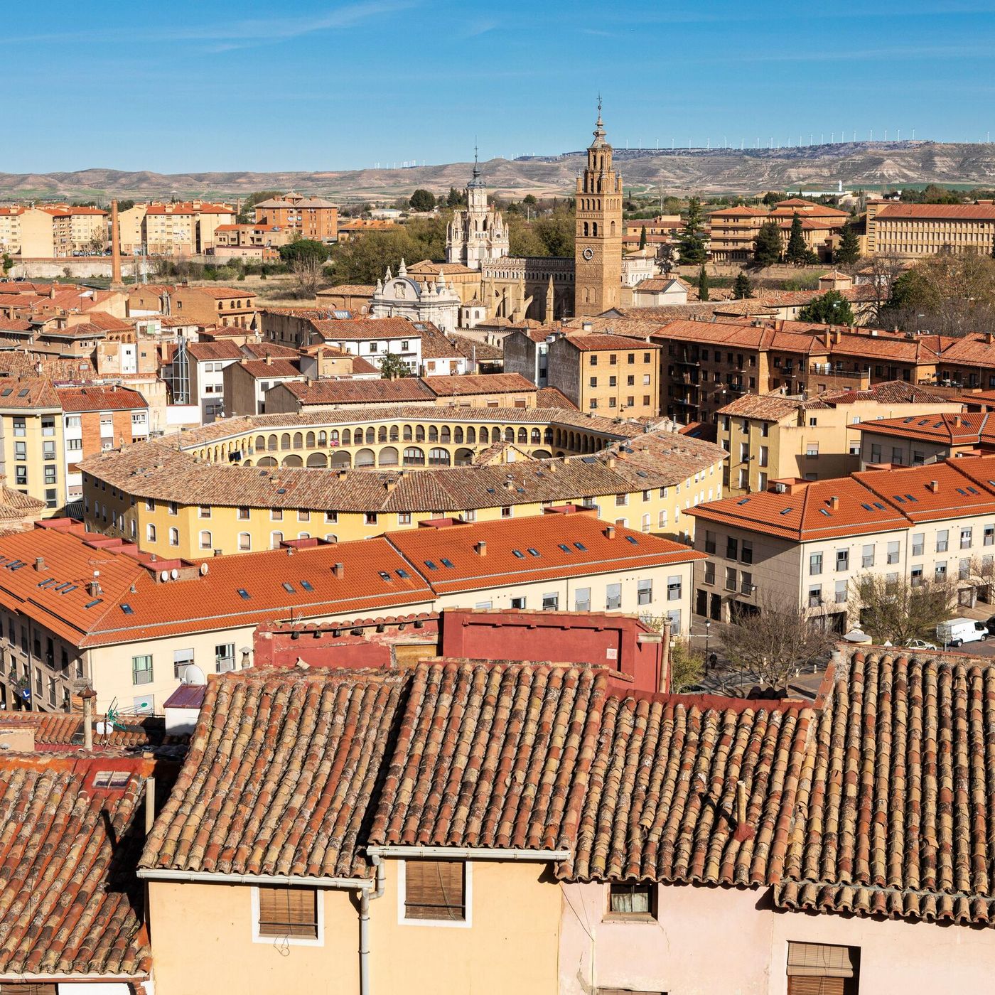 Dos de romanos: de la capital del Imperio a una ciudad con casas colgadas que no, no es la que te piensas episode artwork
