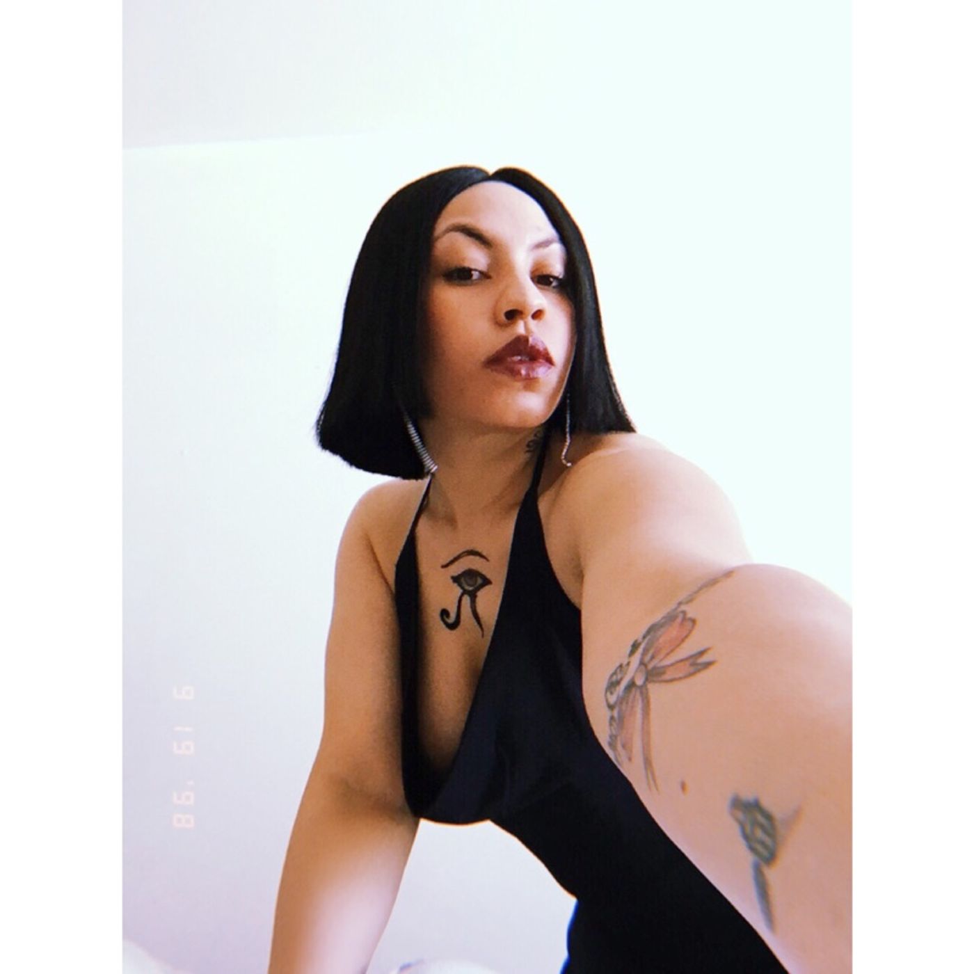 Should you have a man wait to have sex with  you?