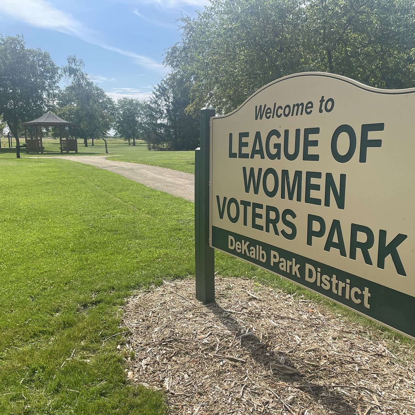 Hopkins Pool, rec center, golf course work among park district projects underway in DeKalb episode artwork