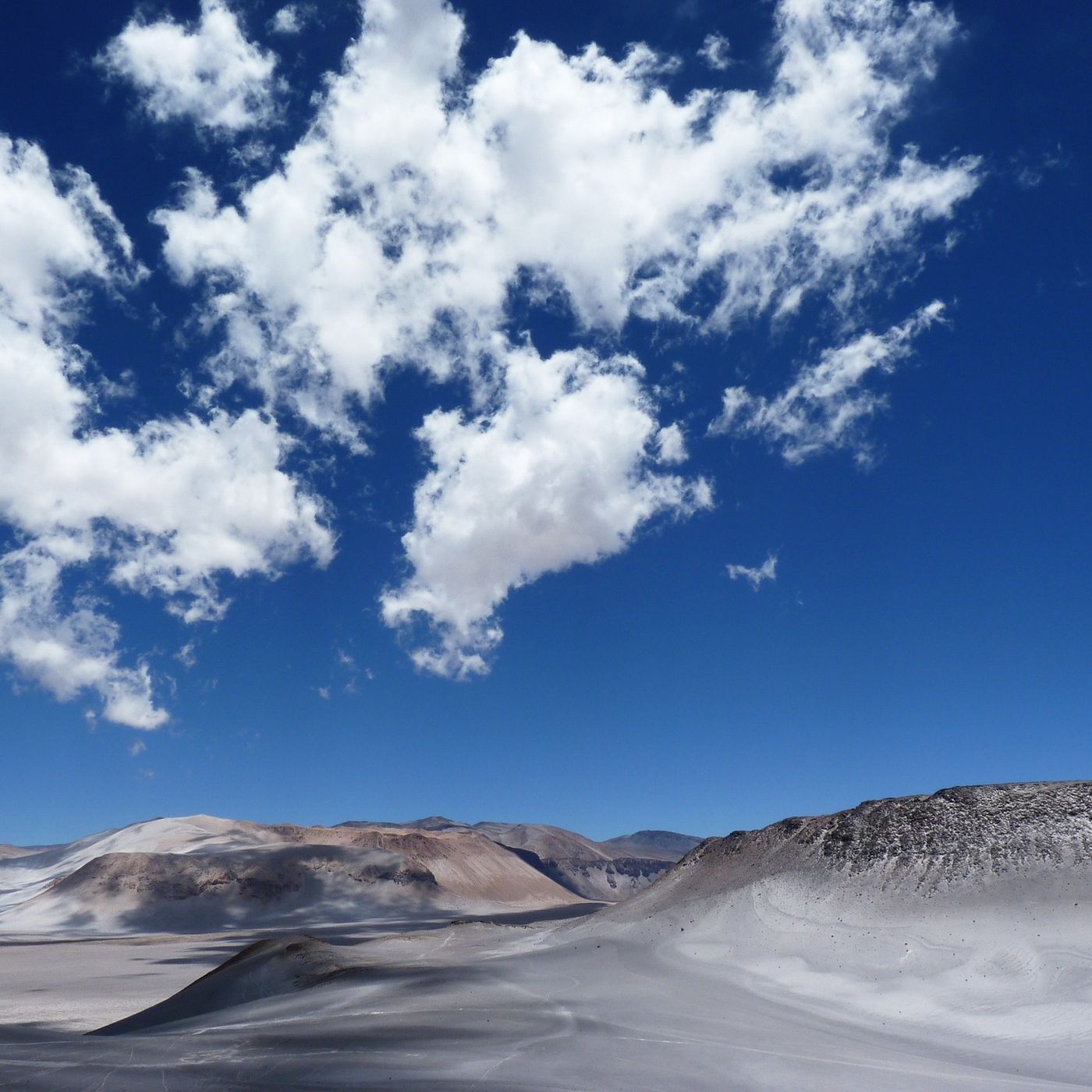 Avete voglia di esplorare il deserto ??Andiamo a trovare in Italia i piu belli deserti europei episode artwork