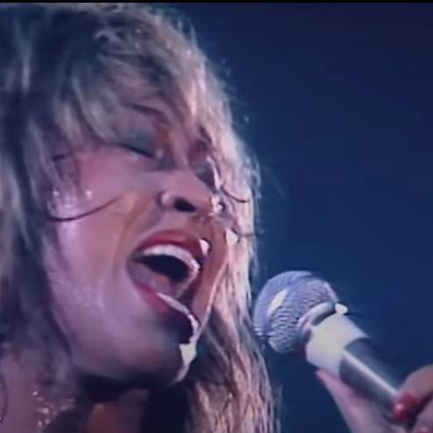 «Addio a Tina Turner: ci ha insegnato a essere noi stessi con stile»