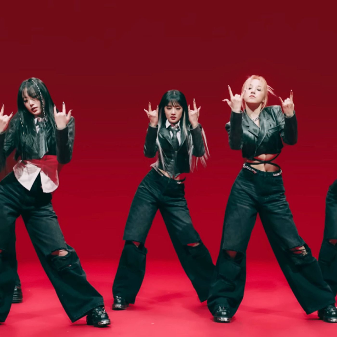 i-dle’s “Tomboy” Becomes Their 3rd MV To Hit 400 Million Views | Soompi episode artwork