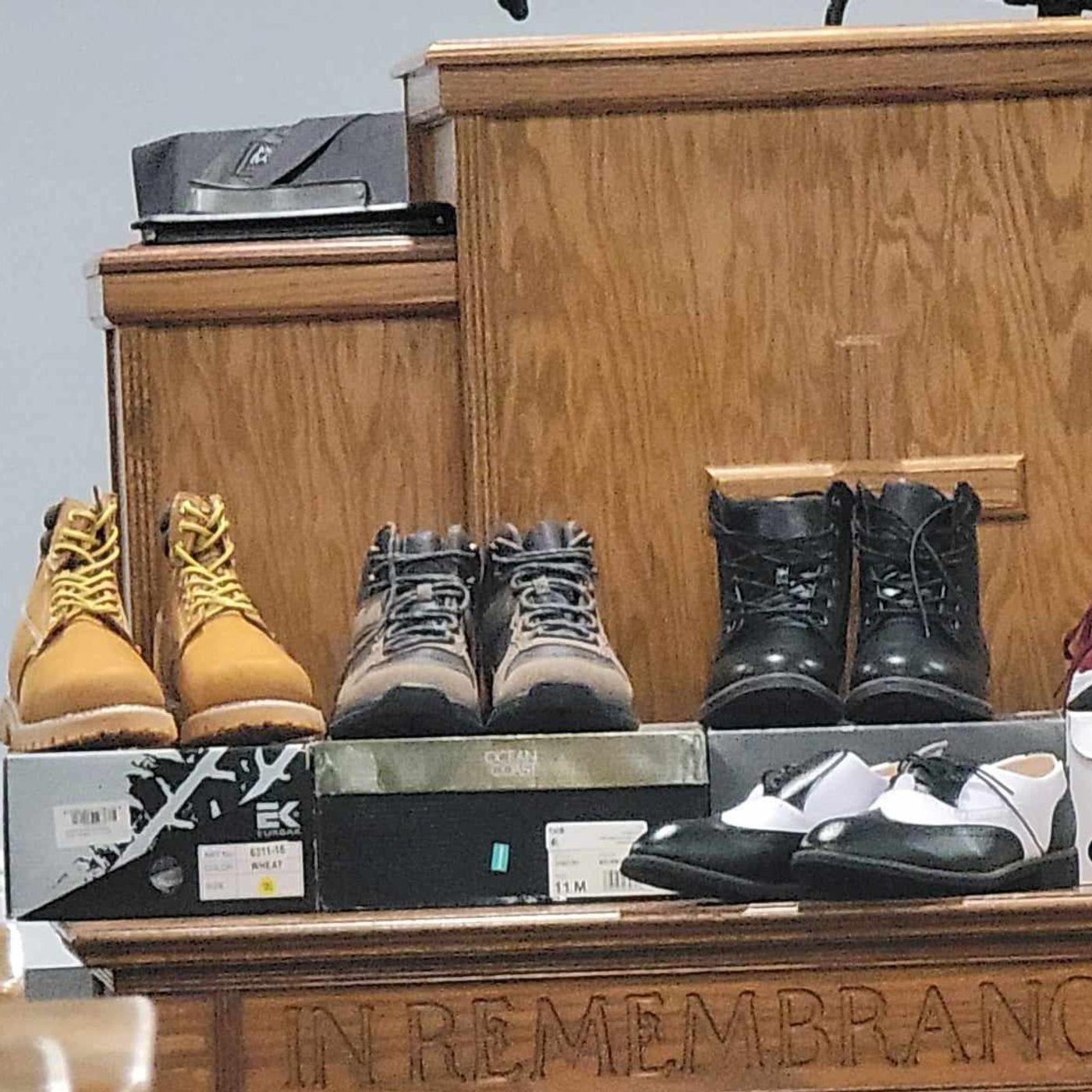 10/01/2023-Sun Pm- Bro Jeff Crawley- Christian's Shoe Collection: What to Put on episode artwork