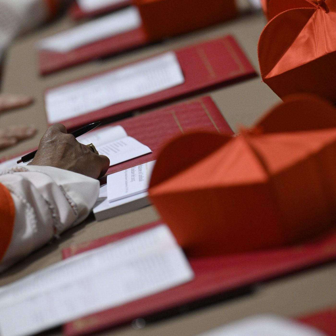 Federico a las 8: ¿Habrá hoy fumata blanca?