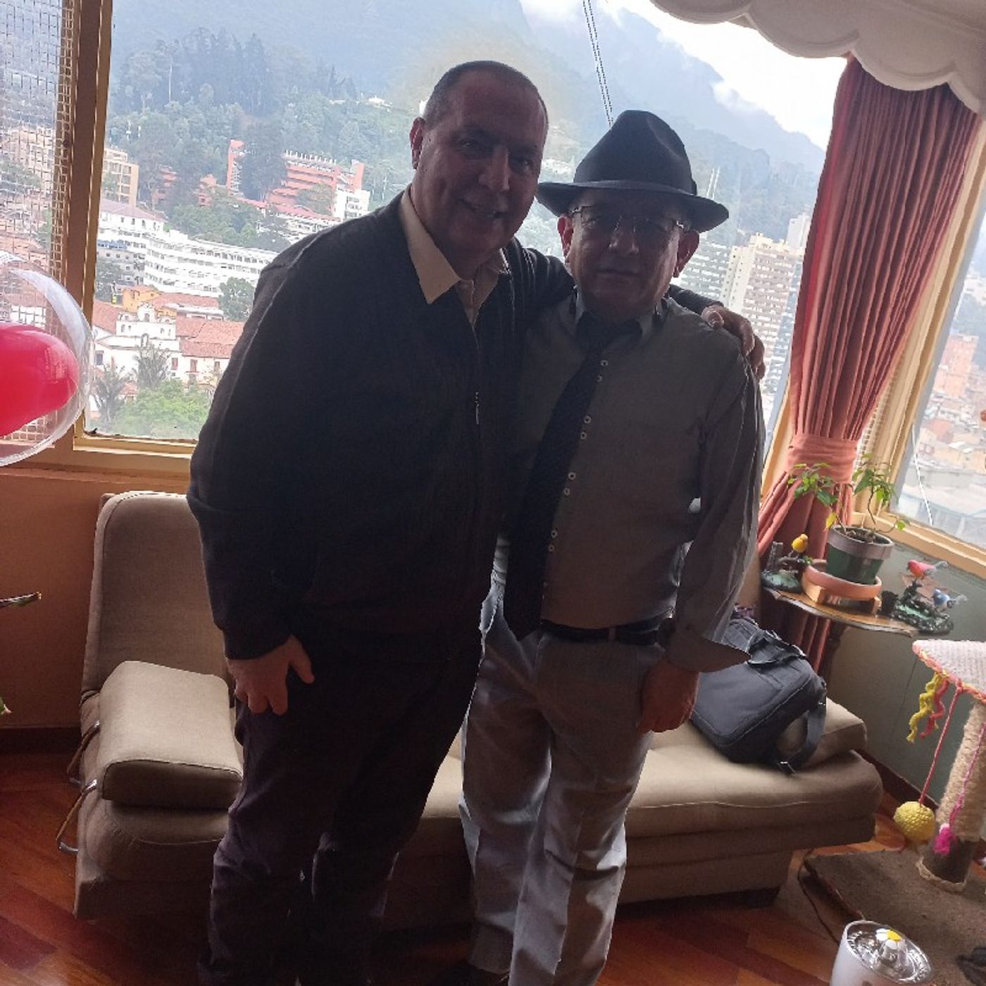 Sombrero y Café Podcast