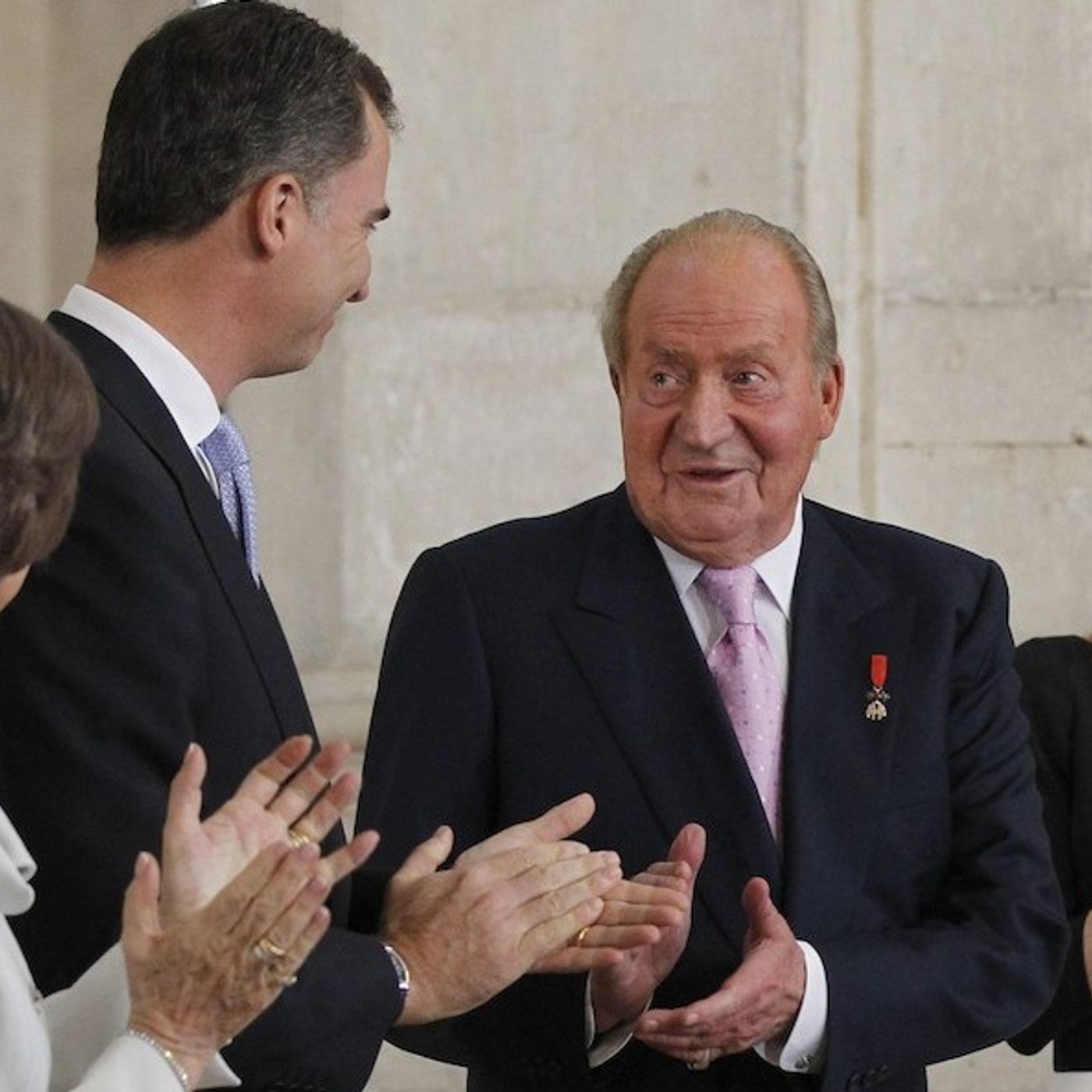 Crónica Rosa: Juan Carlos I carga contra Letizia en sus memorias