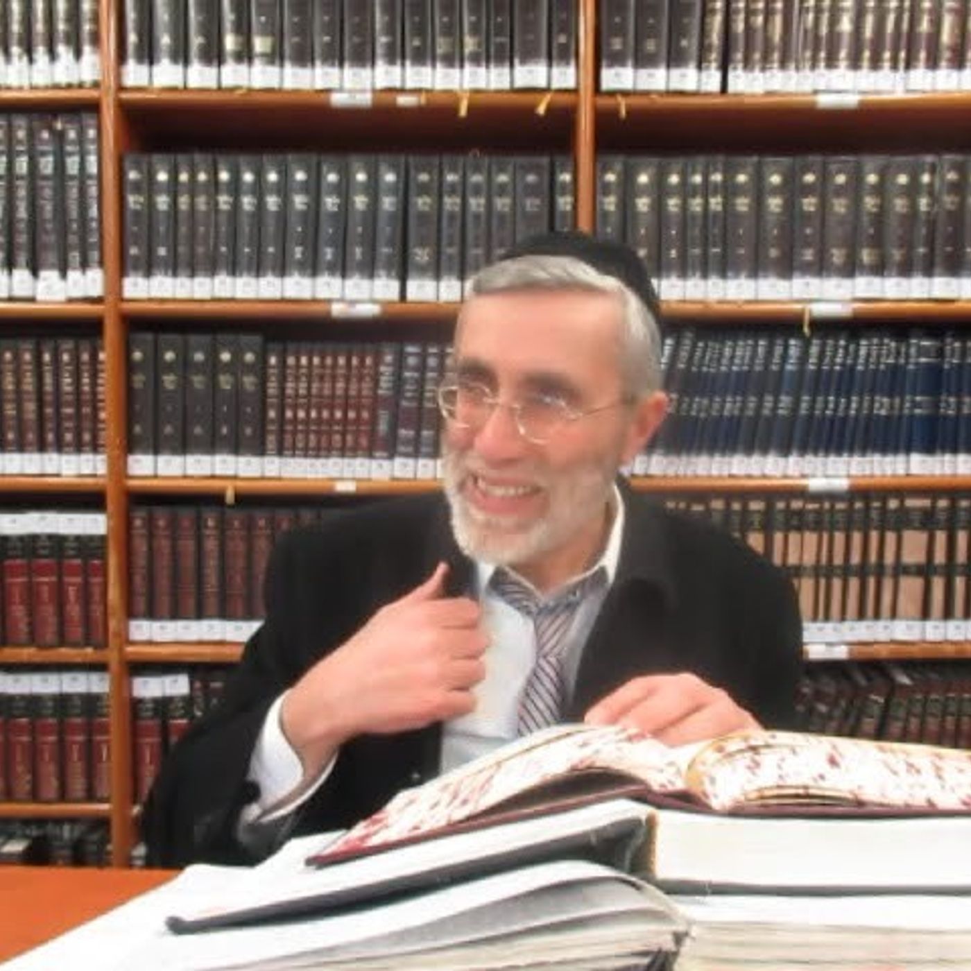 הרב יהושע ביבי -תשפ"ו -עמידה -שיעור מס' 120 - כמה הבנות בכניסת המוחין דאו''א להלכה episode artwork