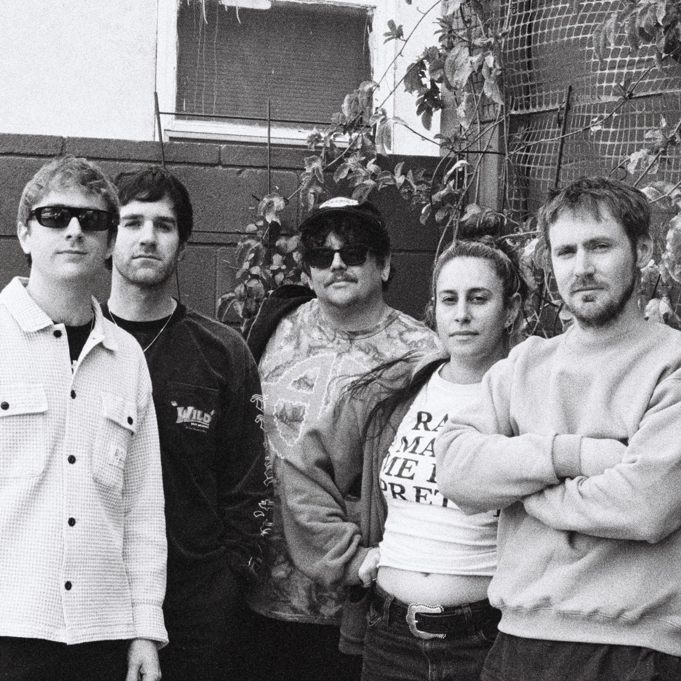Militarie Gun share shimmering new single ‘World’s Away Burning’ with Mannequin Pussy