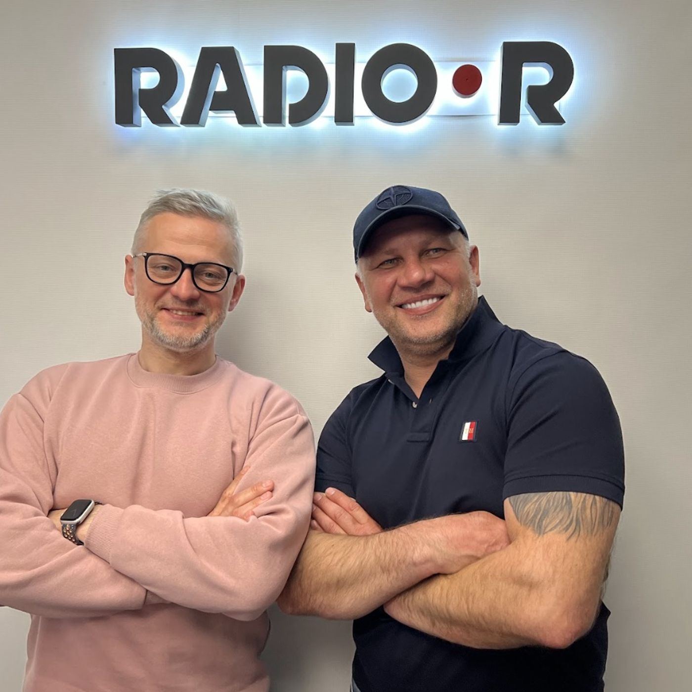 «Там из крана течет родник». Гость RADIO•R Эрик — о рыбалке за полярным кругом, шведских рыбацких мифах и о мечтах, которые нельзя откладыва episode artwork