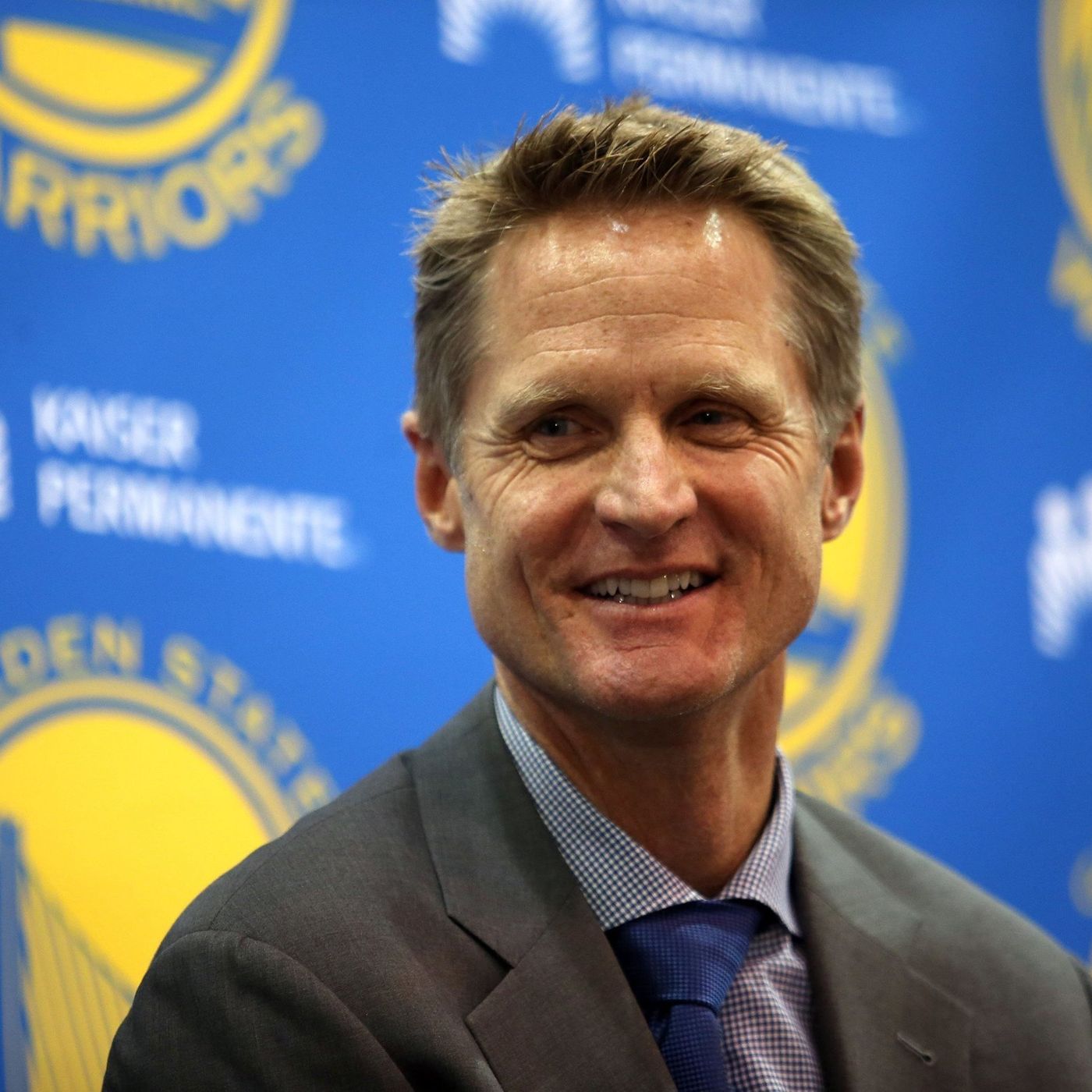 Ep.19 : Steve Kerr Top 5 NBA games, Sean Miller recruiting and '88 Film updates. episode artwork