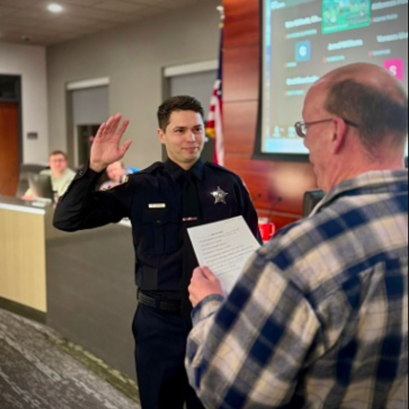 Yorkville Police Department hires newest officer, department now at full staffing