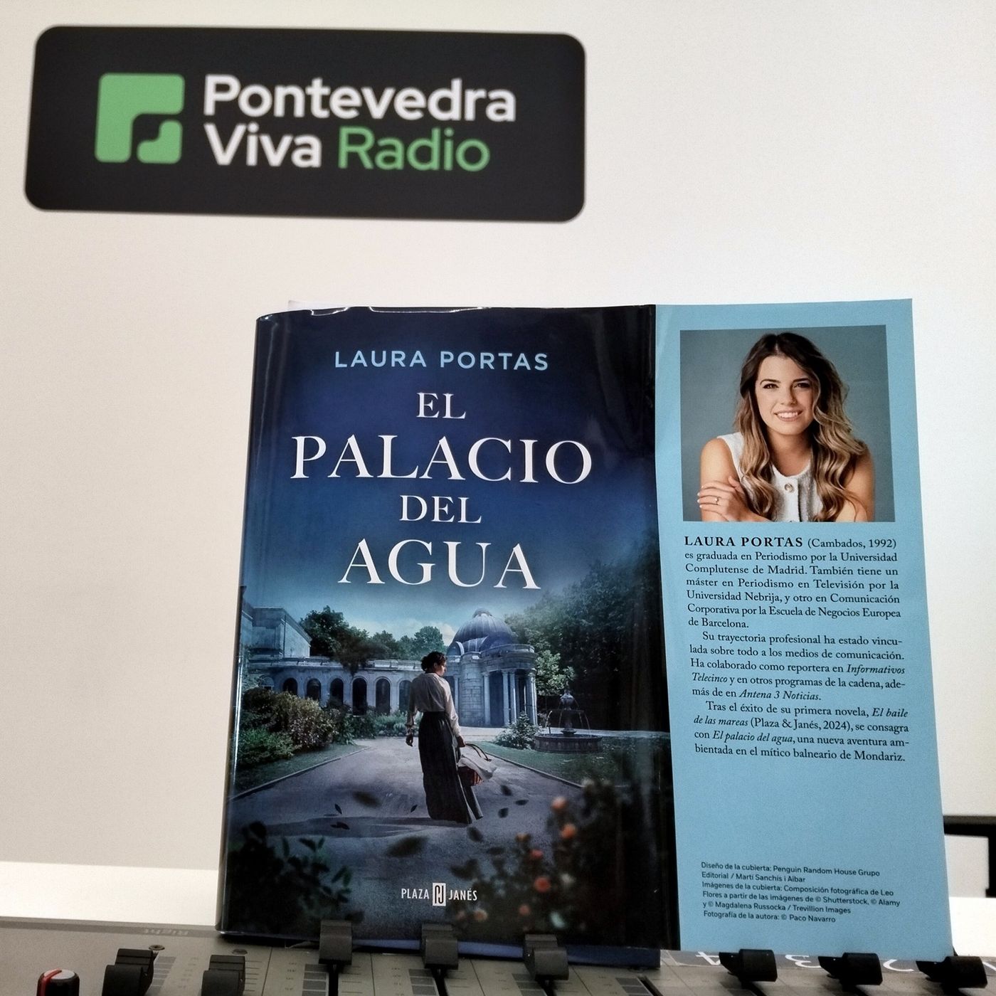 Laura Portas con 'El palacio del agua' episode artwork