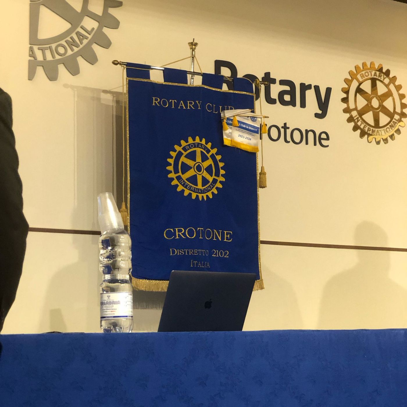 Partecipazione al Caminetto del Rotary Club Crotone episode artwork