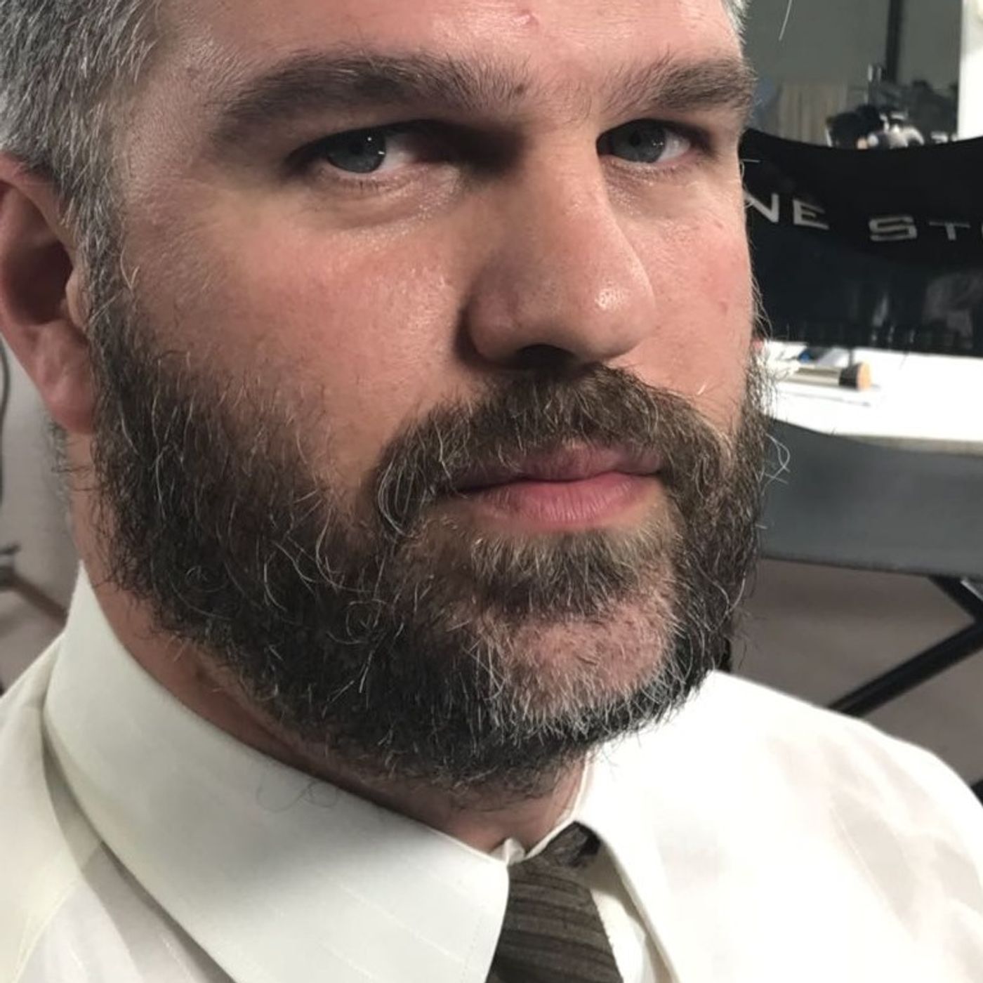 ¿DE QUIEN ES EL TEMA MUSICAL?