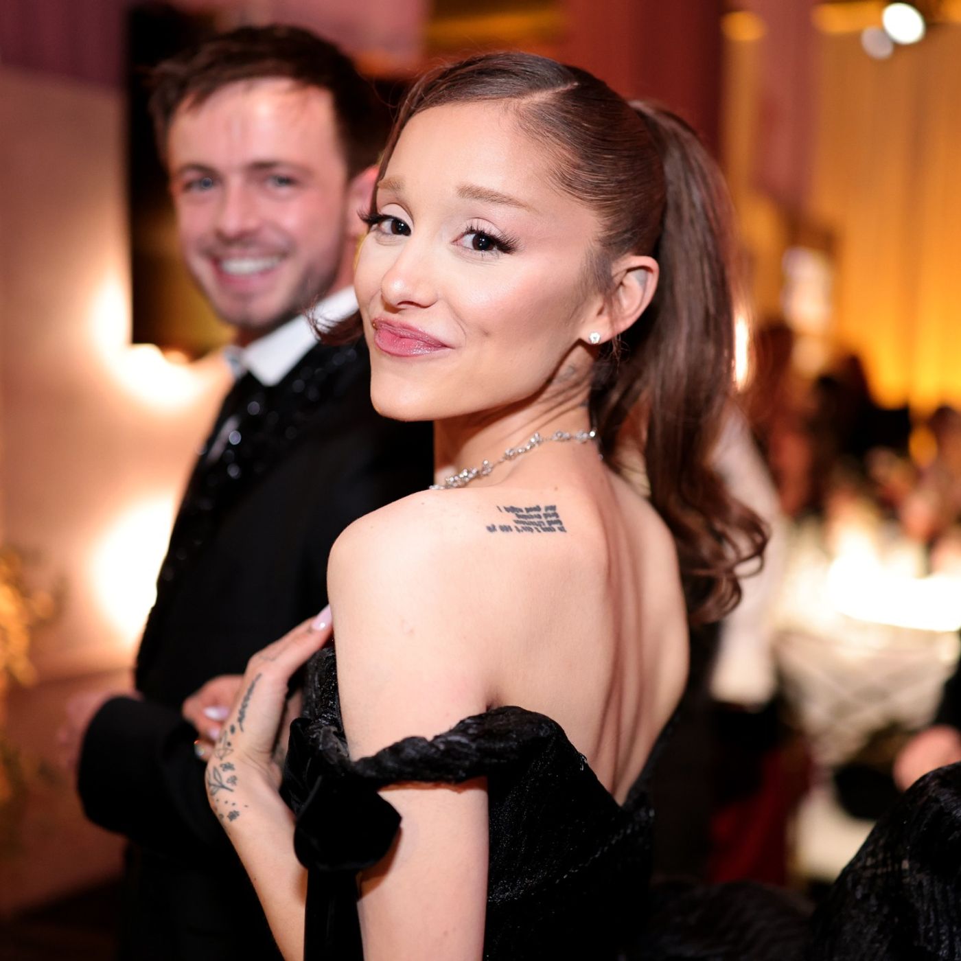 Ariana Grande surprise-releases ‘Petal (The Complete Live Album)’ exclusively on iTunes episode artwork
