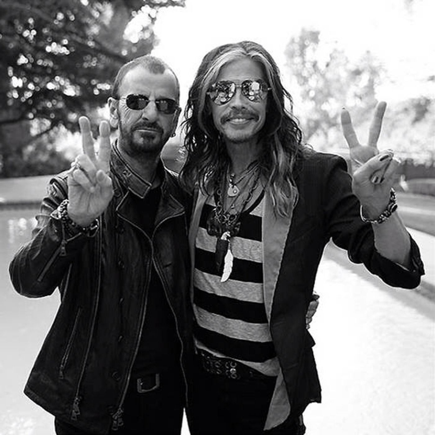 El Club de los Beatles: Ringo felicita a Steven Tyler episode artwork