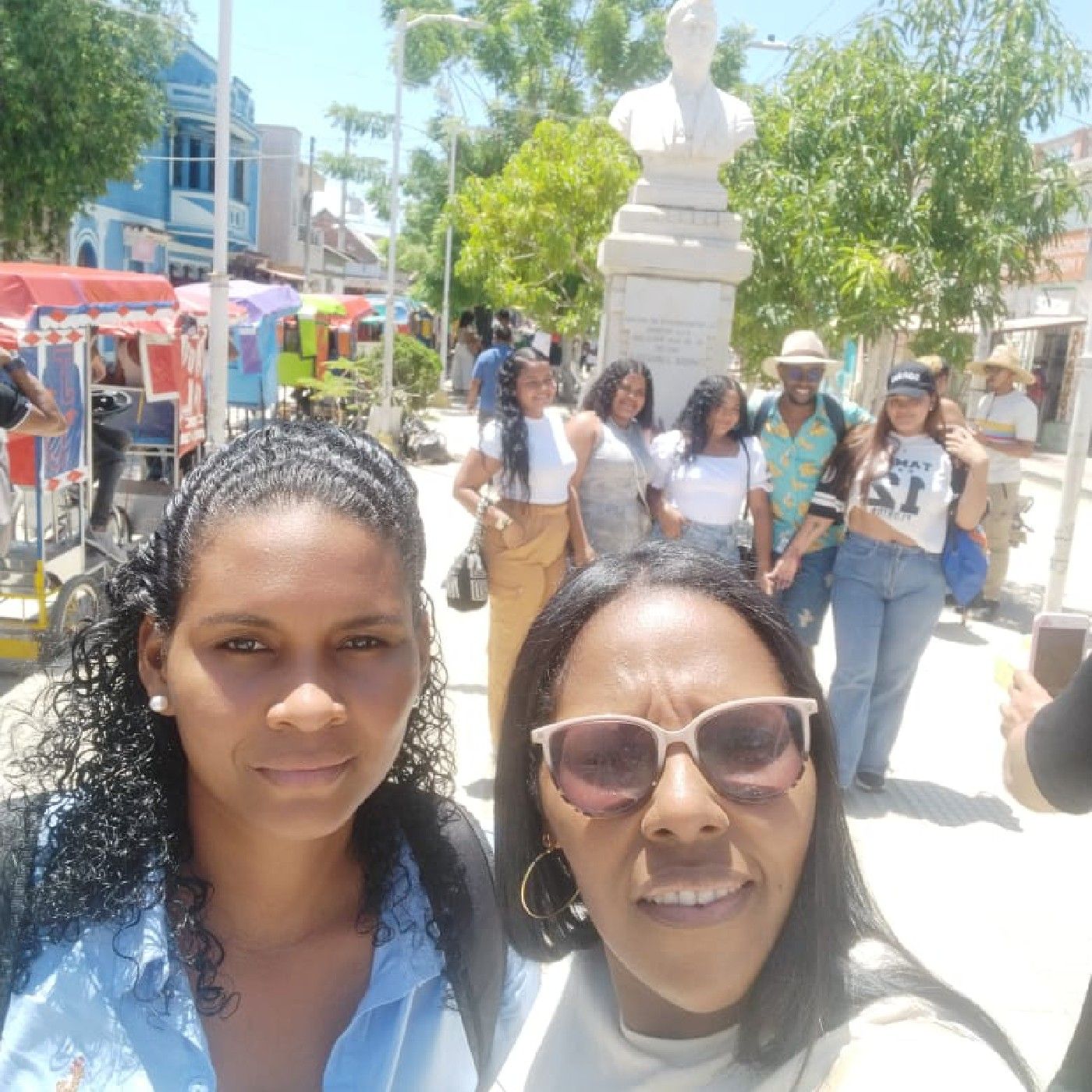 CONSTRUYENDO CONVIVENCIA CON VALORES