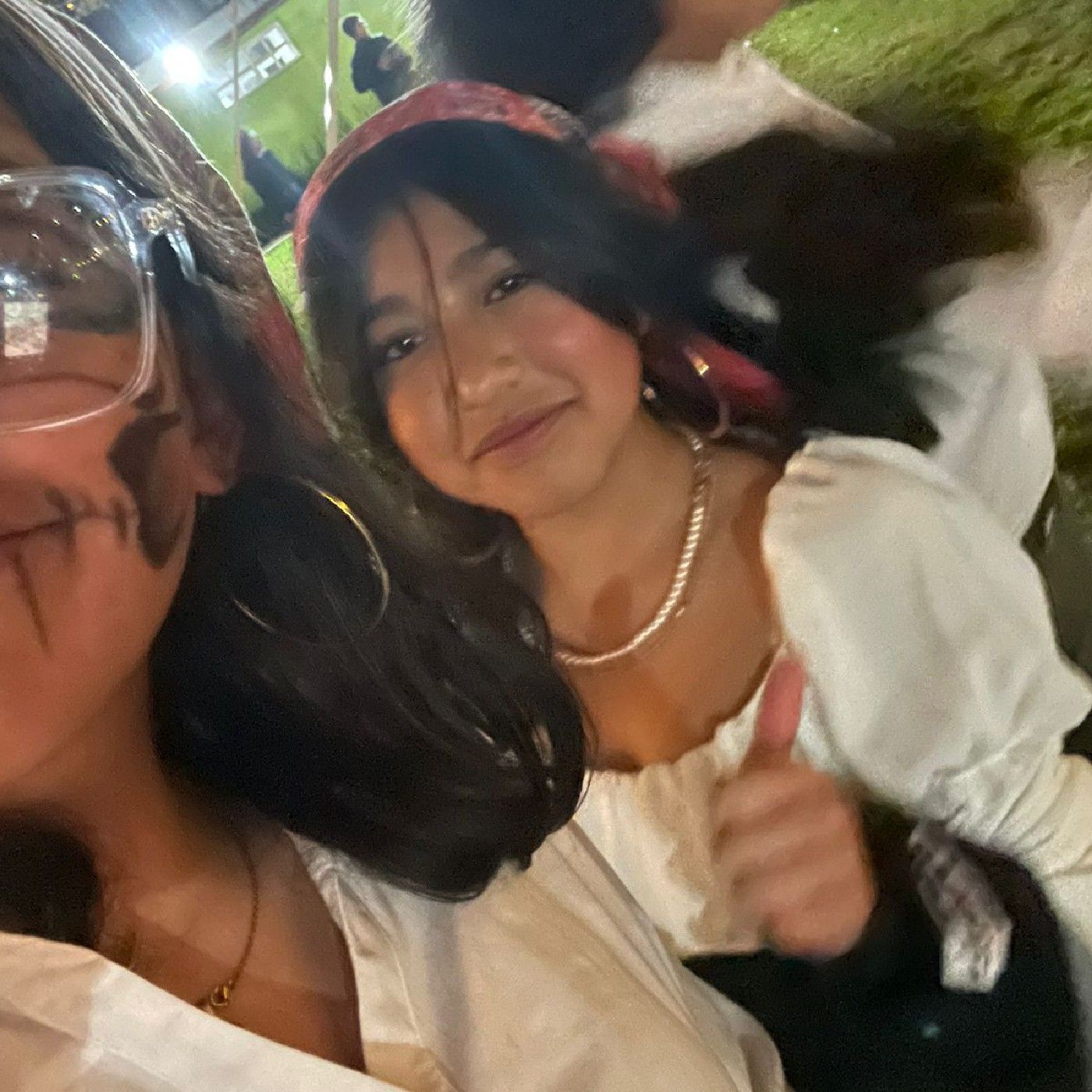 Ann y Soff explican.