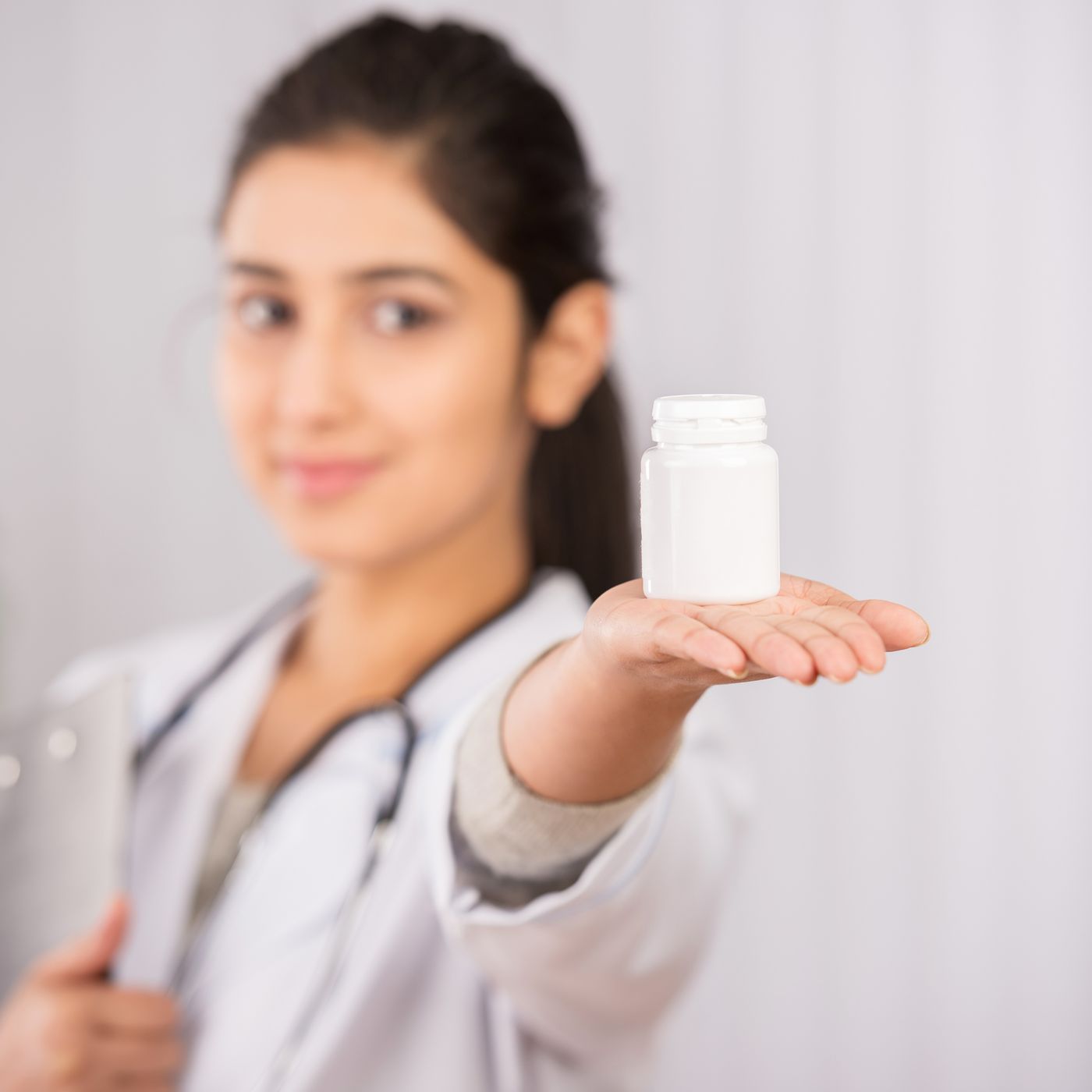 Vitamin E & Skin After 40: Science, Myths, and Solutions