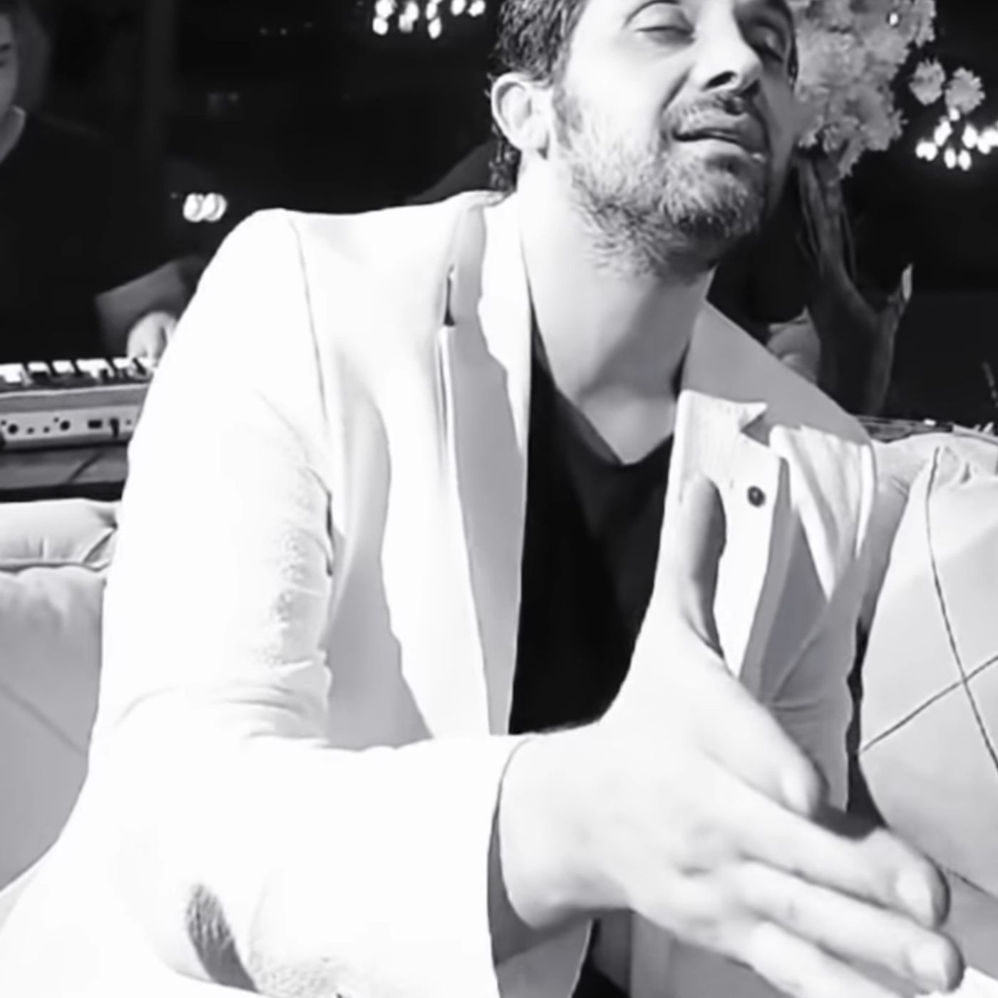 Seni versinler ellere beni vursunlar cover art