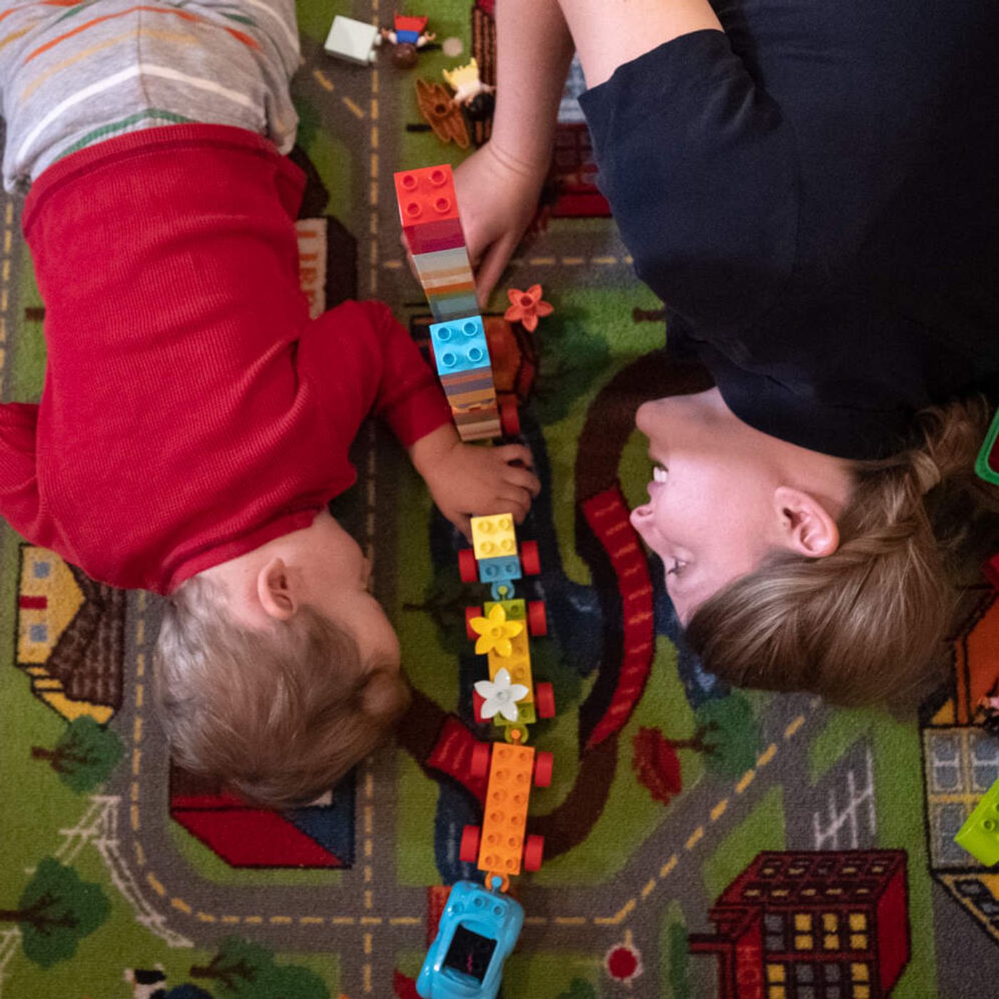 The 5-minute playtime ritual that can help your kids listen episode artwork