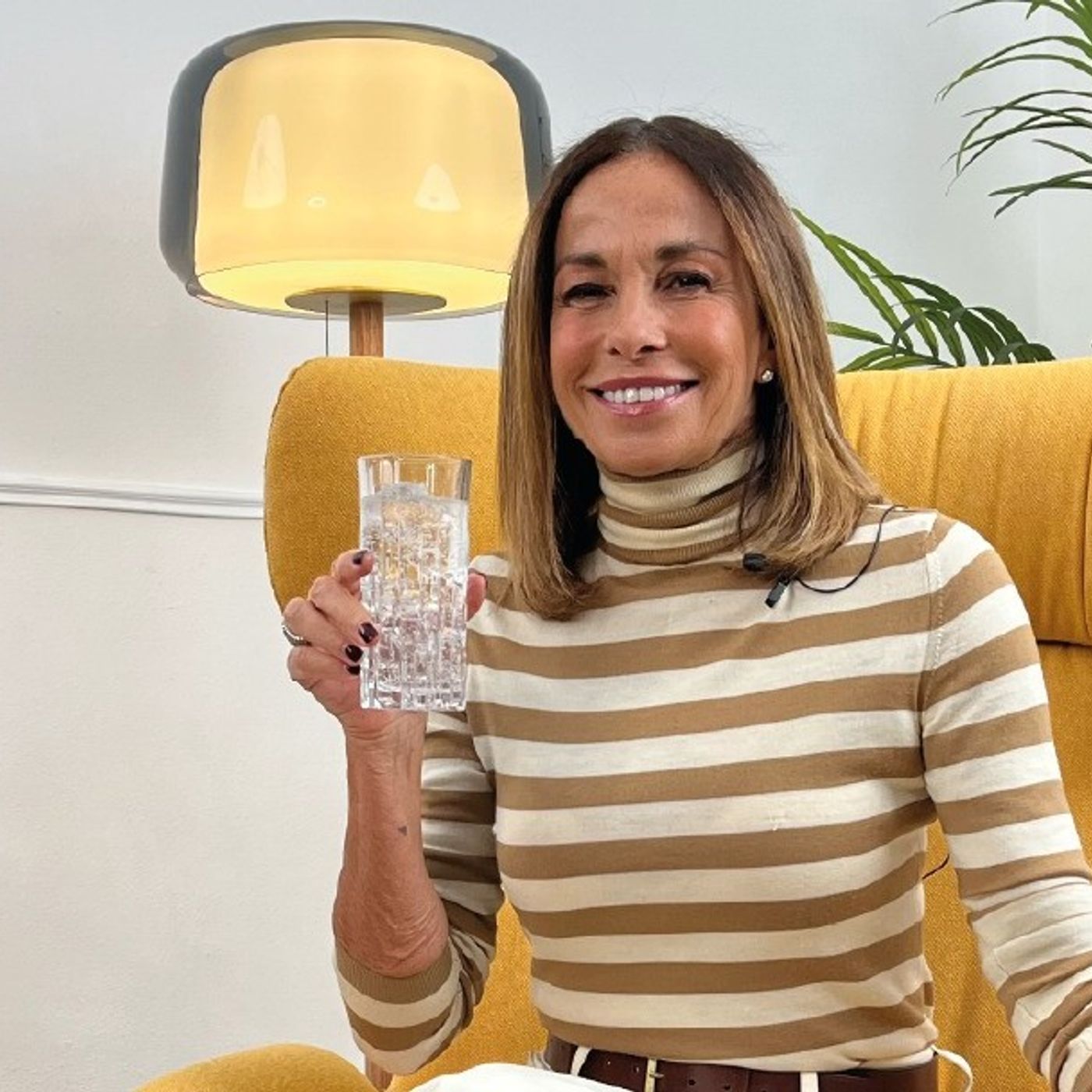 Cristina Parodi: «Malgioglio stava benissimo a Sanremo con quei look» episode artwork