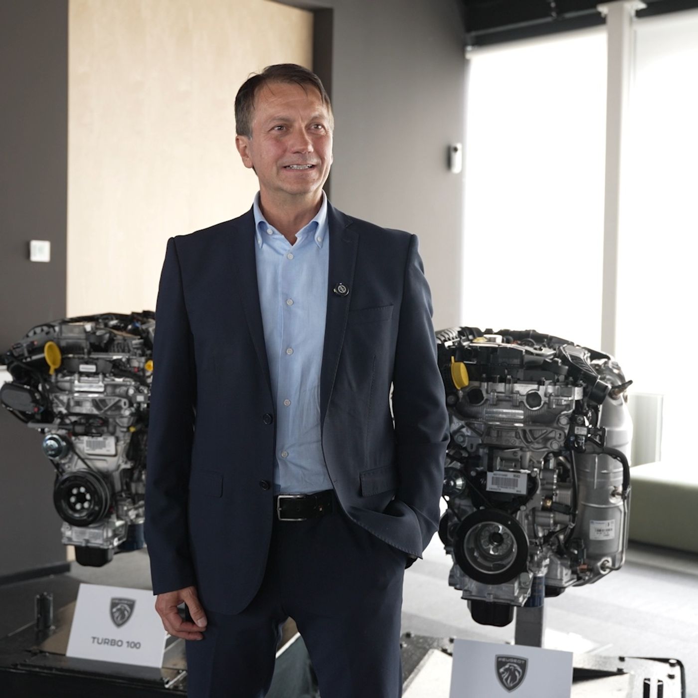 Nuovo motore Peugeot Turbo 100 - Valentino Munno - CEO Peugeot Italia, racconta il nuovo Turbo 100 episode artwork