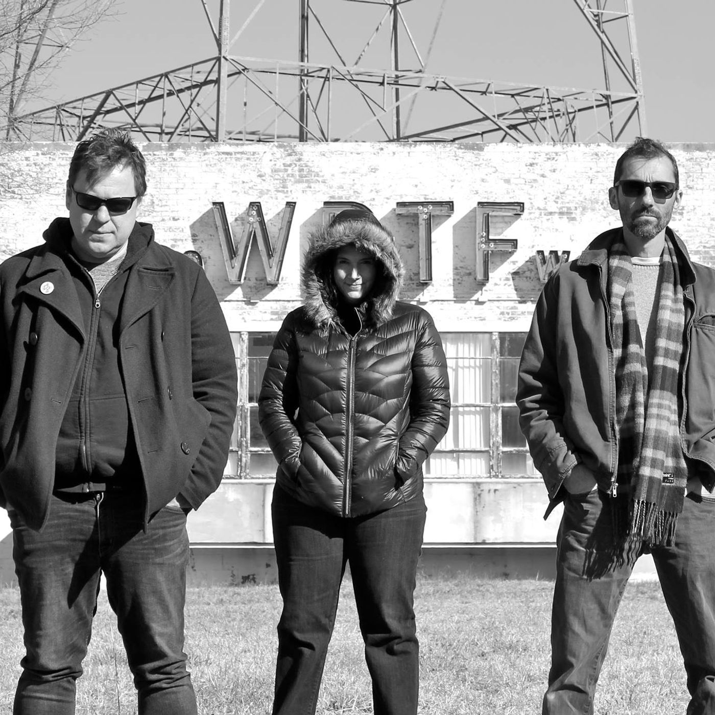 Raleigh, NC indie-rock trio Goddamn Wolves talk about their release “Nowhere” and the title track! episode artwork