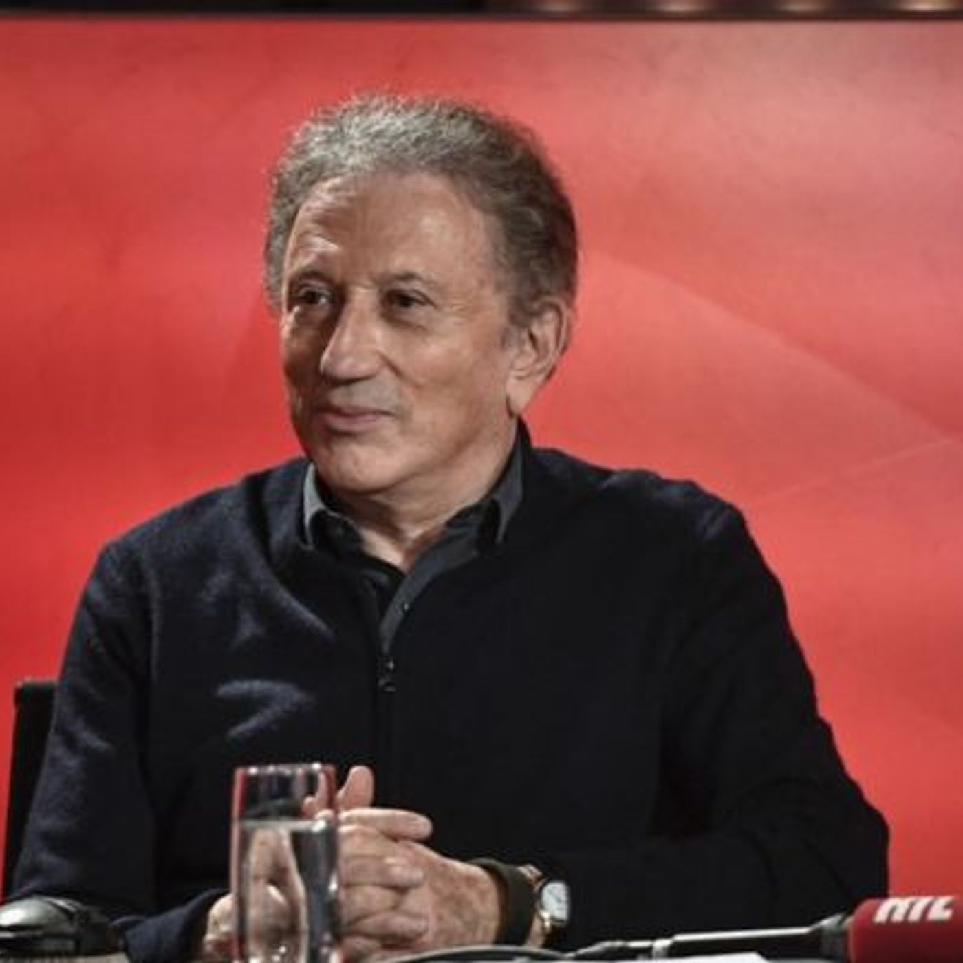 Michel Drucker donne de ses nouvelles : "Cette fois-ci, je suis cuit!" episode artwork